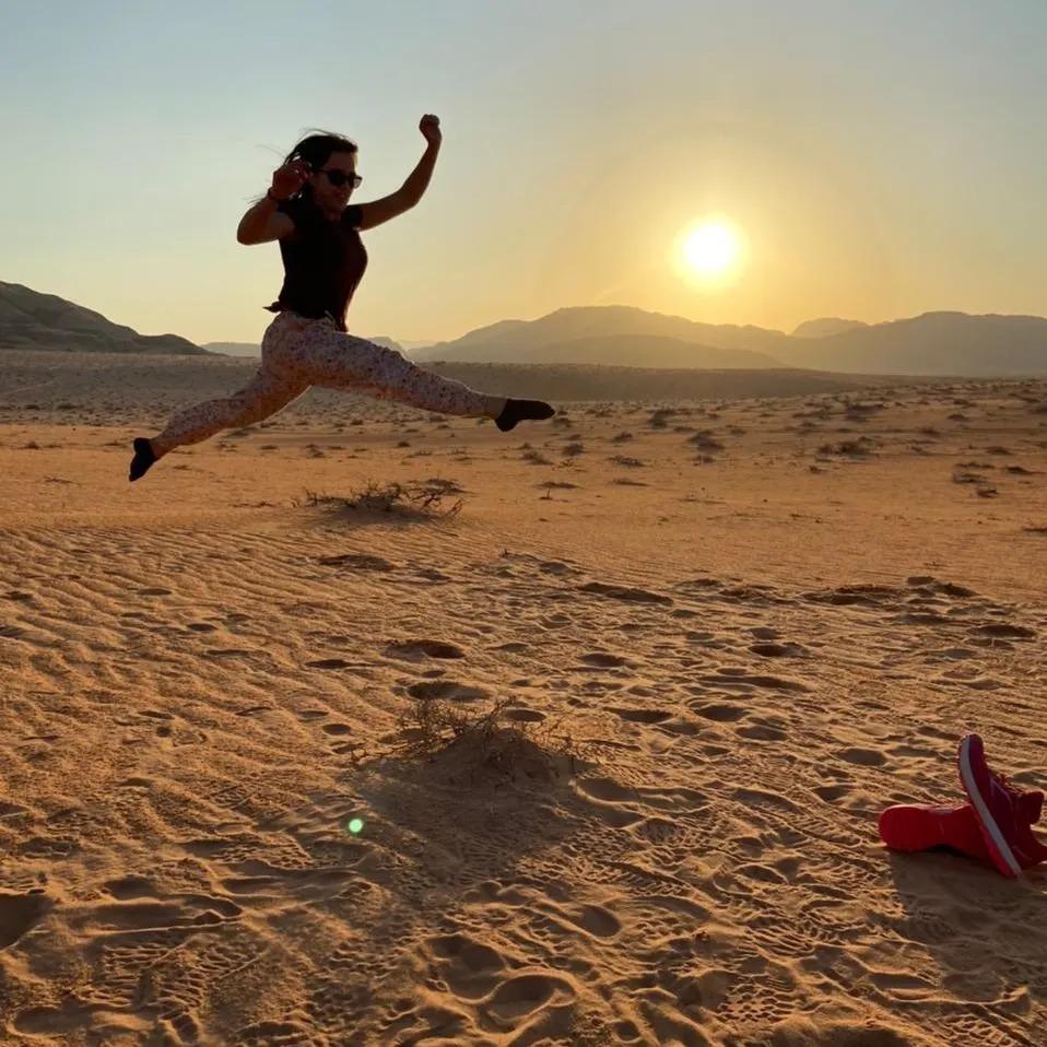 Wadi Rum: Guided 4x4 Jeep Tour with Sandboarding 2