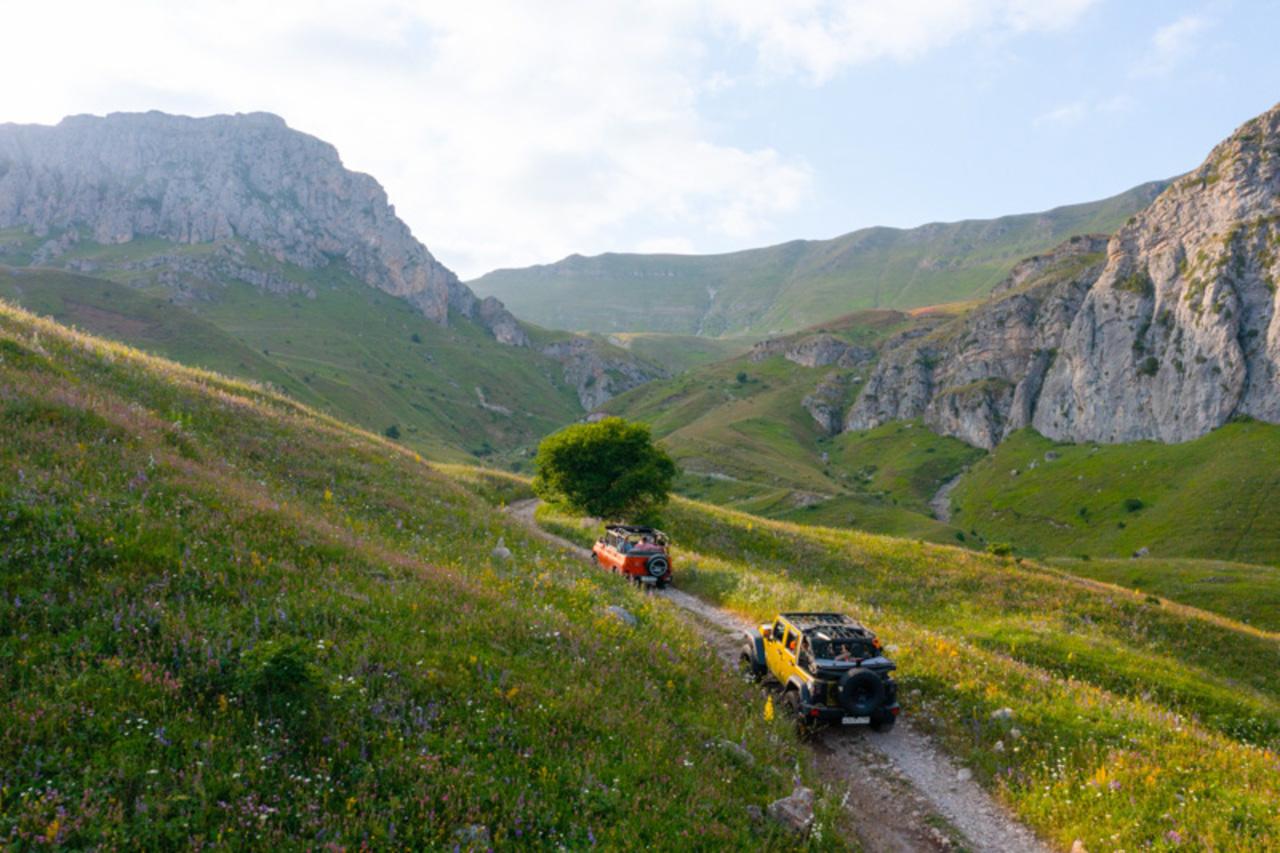 Jeep tour in Tavush: Mount Dimats & Haghartsin Monastery 2