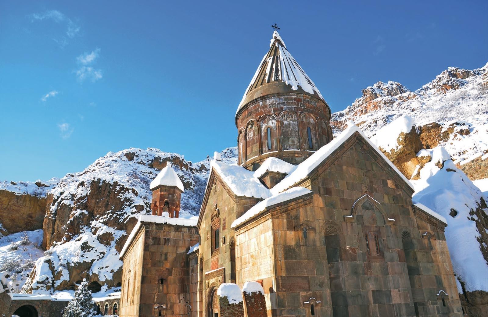 Yerevan: Garni Temple, Geghard Monastery, Symphony of Stones 2