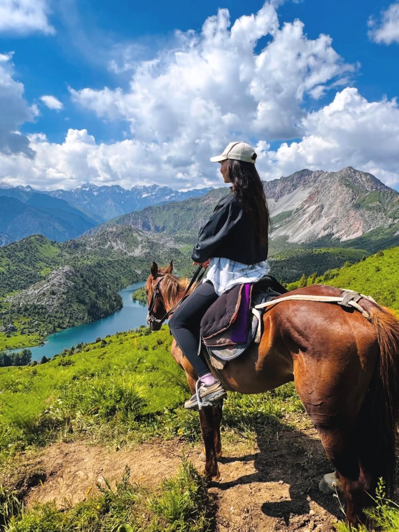 From Tashkent: Amirsoy Resort, Chimgan & Charvak Lake Trip