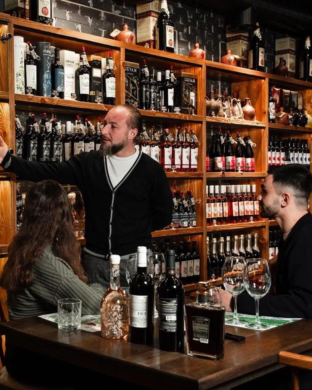 Saryan Street Soirée: Wine Tasting Extravaganza in Yerevan 2