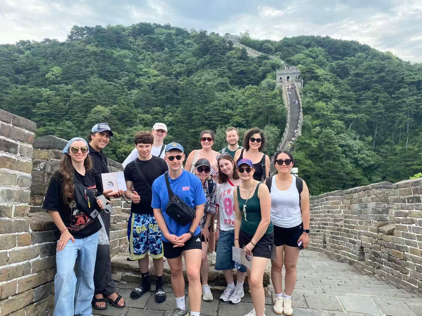 All-Inclusive Tour: Tiananmen SQ, Forbidden City, Great Wall 2