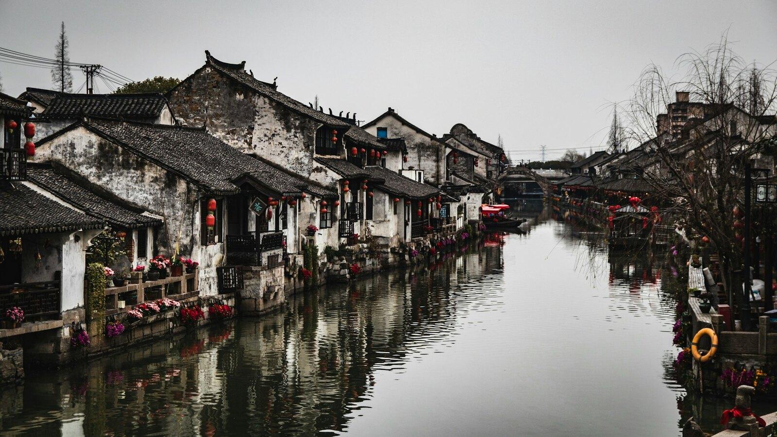 Suzhou: Shuanglin Town & Brush Village Private Day Trip 3