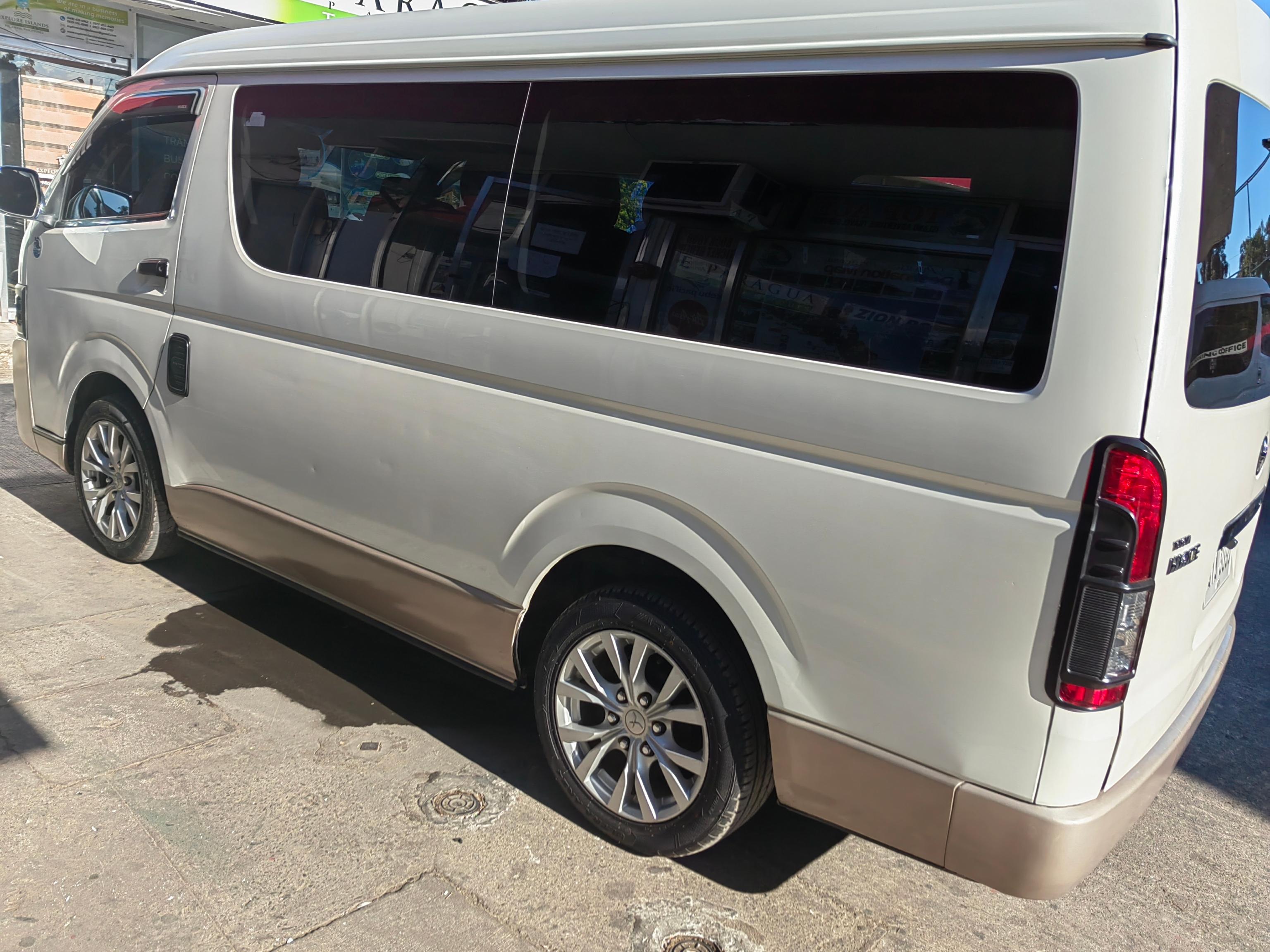 El Nido: To Puerto Princesa 1-Way Shared Van Transfer 2