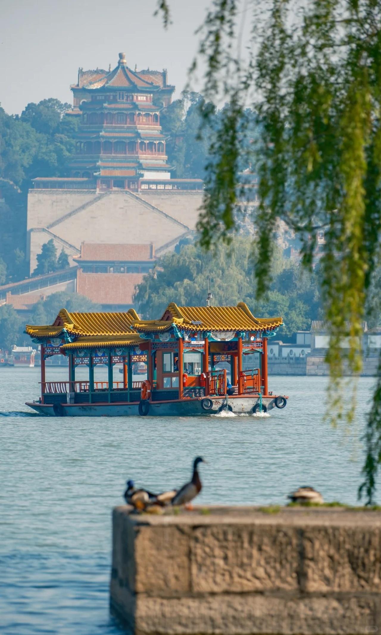 Beijing: Summer Palace Tour with Boat Ride & Photos