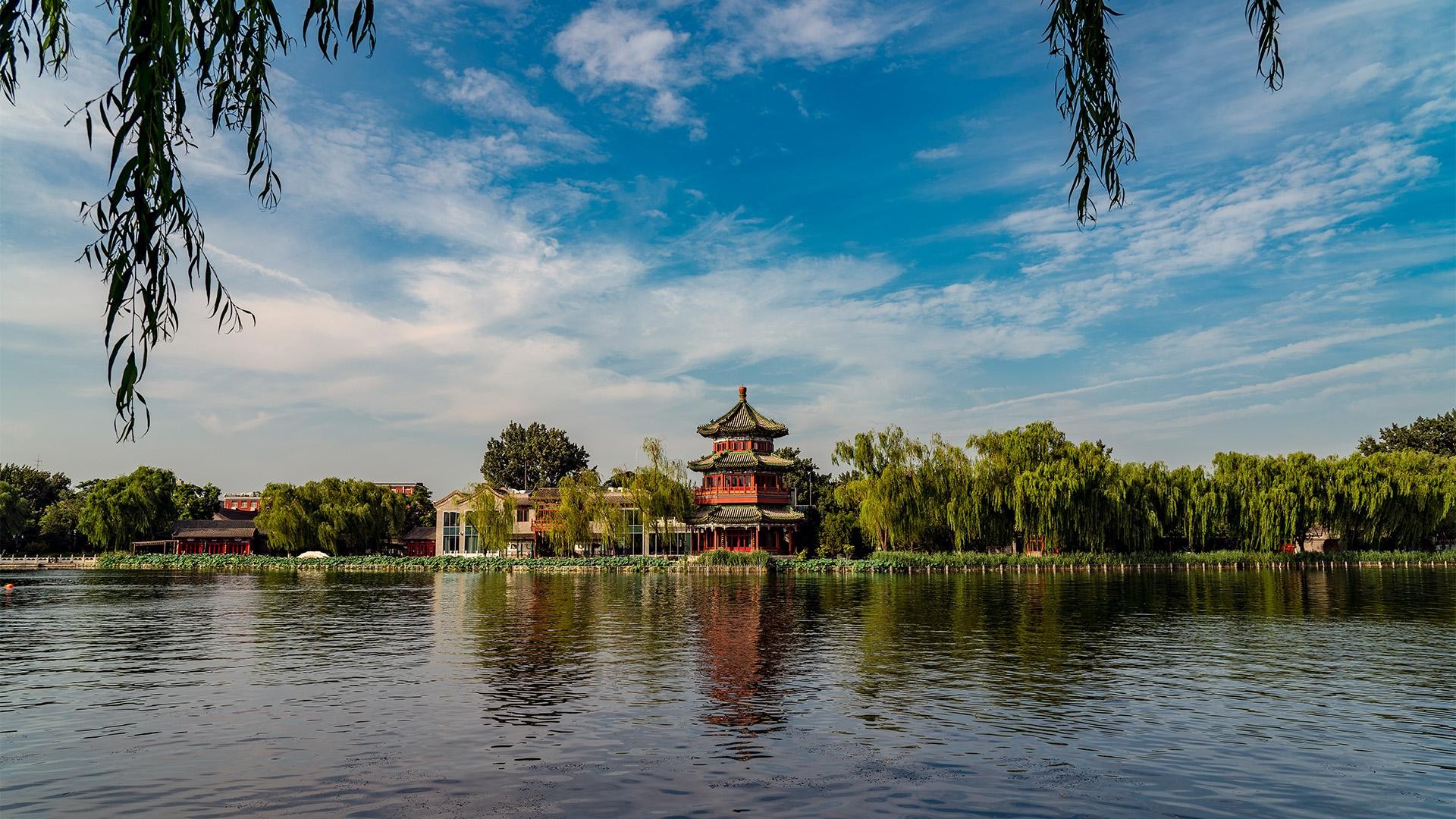Beijing: Rickshaw Ride, Courtyard Visit, and Hutong Tour