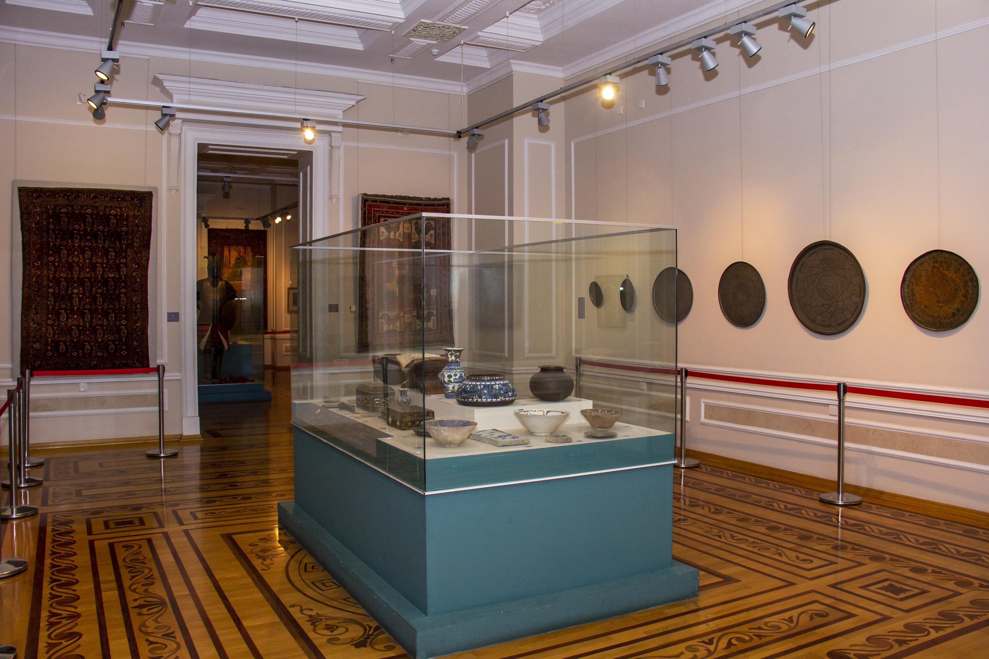 Don't leave Baku without seeing: Azerbaijan National Art Museum 3