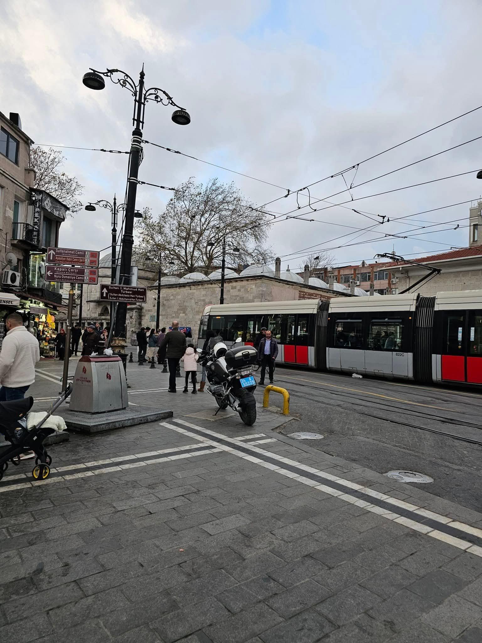 Full-Day Istanbul Tour with Transfer and Lunch Included 3
