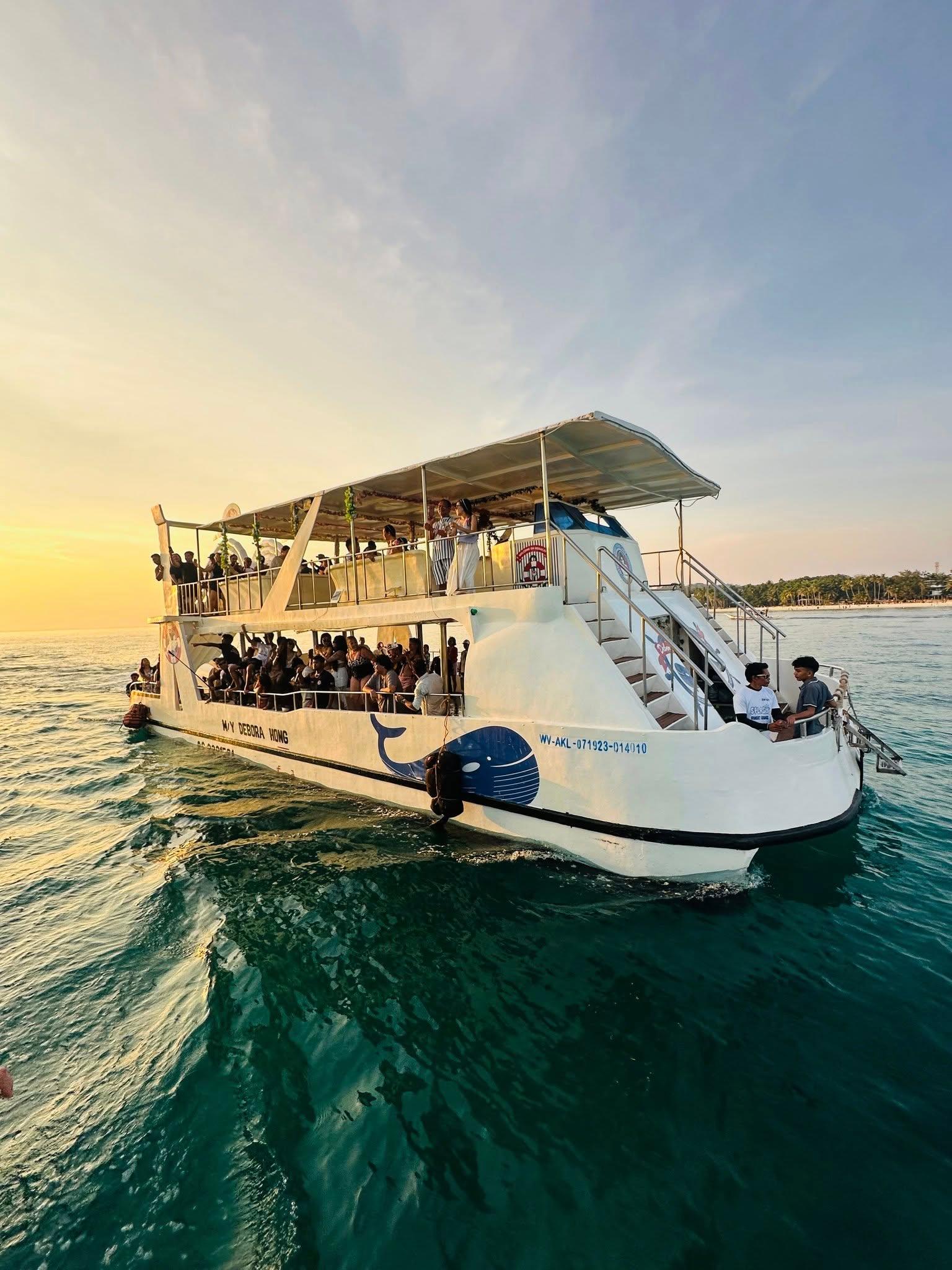 Boracay: Shared Trimaran Ocean Party with Live DJ Onboard 3
