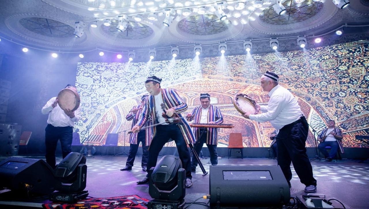 Uzbek Folklore Show in Samarkand 3
