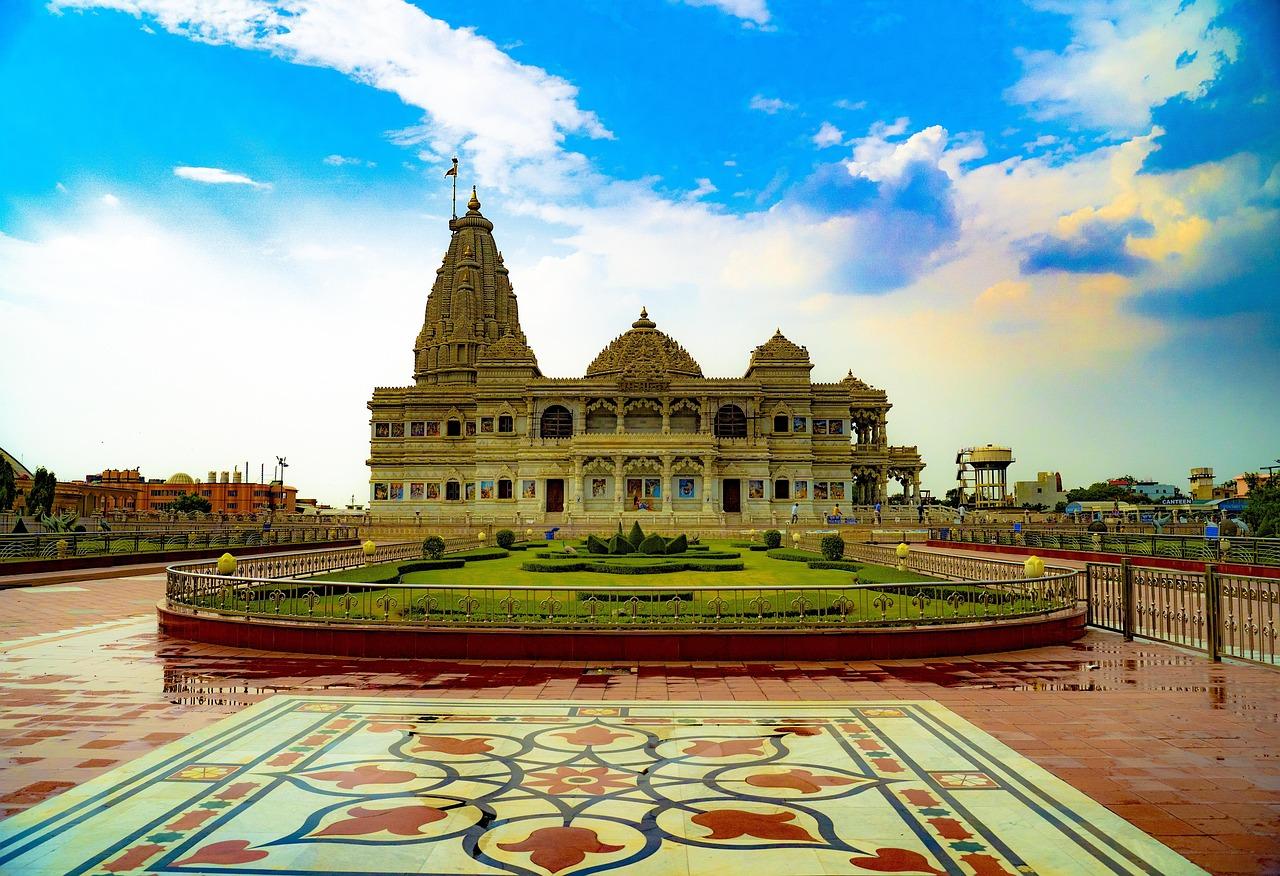 Delhi: Mathura and Vrindavan Day Trip with Lunch 2