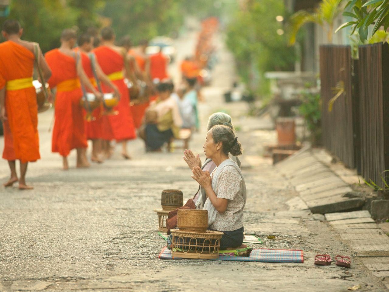 Luang Prabang: Cultural Discovery and Cruise to Pak Ou Caves 2
