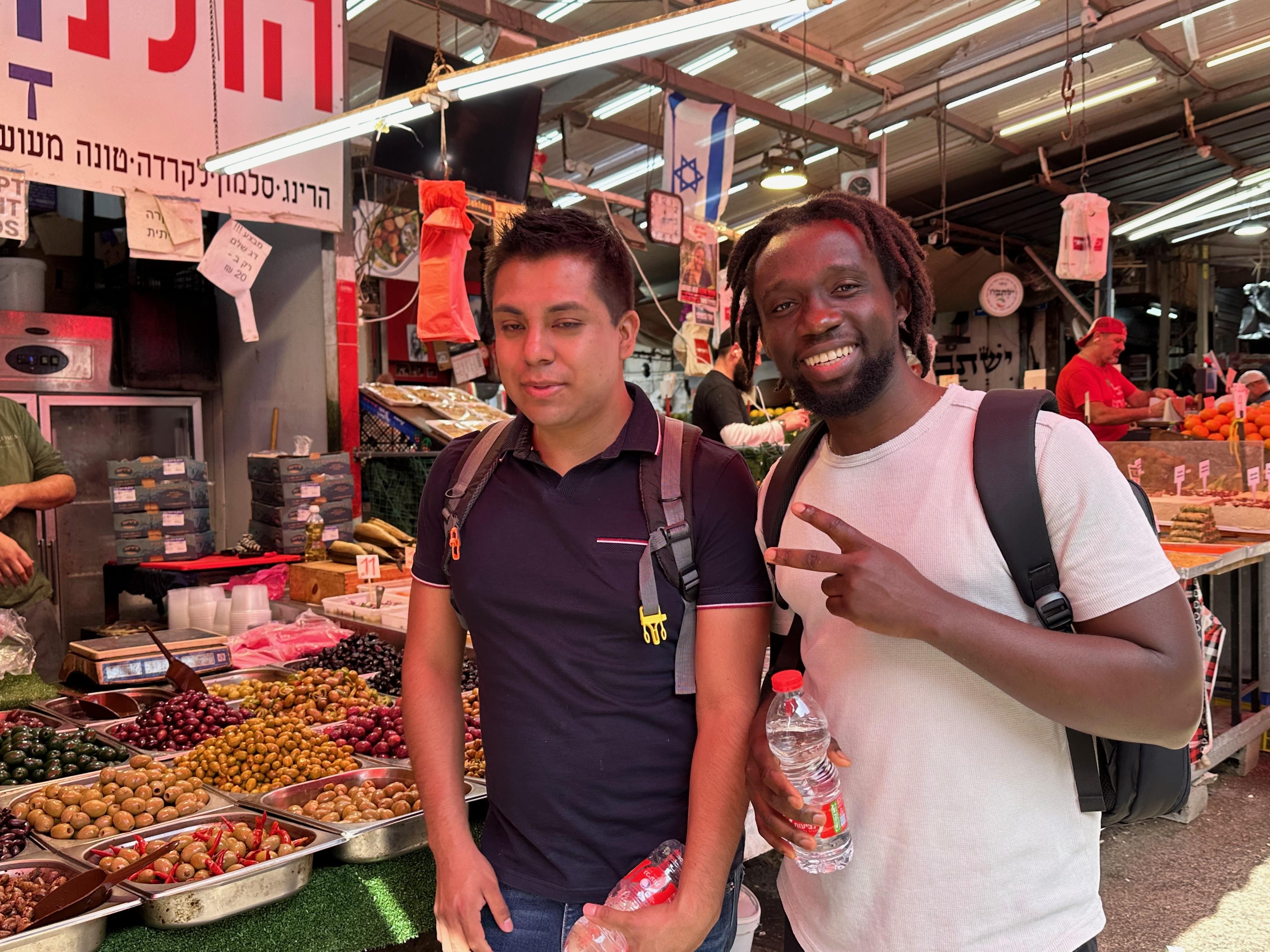 Tel Aviv: Private Highlights Tour with Driver 2