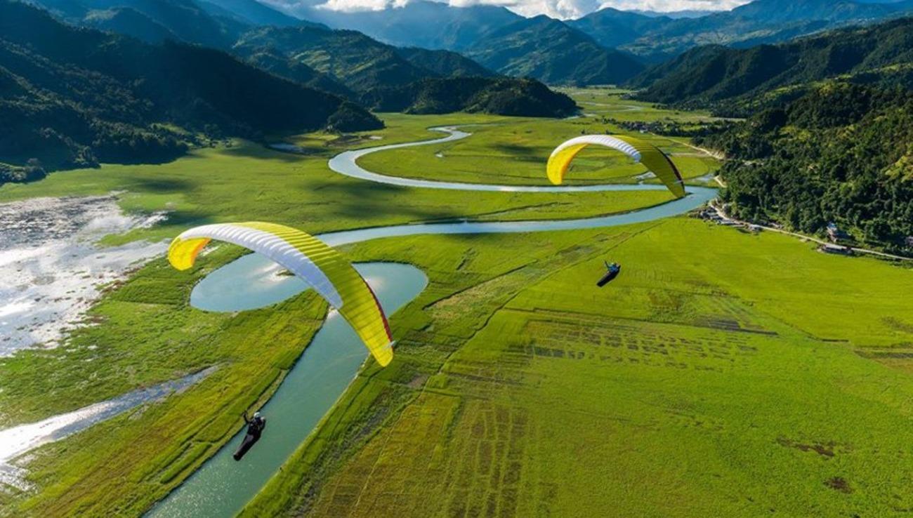 Pokhara: Paragliding with Annapurna Views, Photos & Video 2