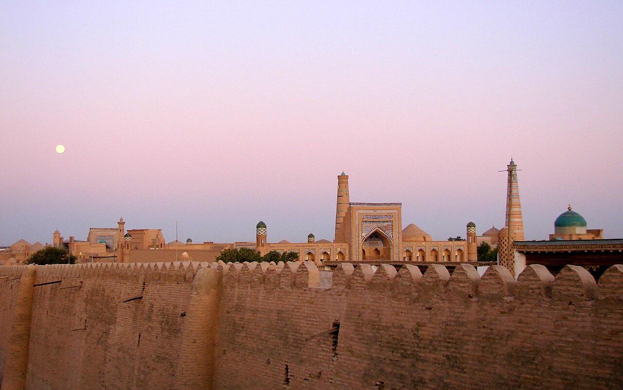 Khiva: Muynak Ship Cemetery & Nukus Museum Day Trip 3