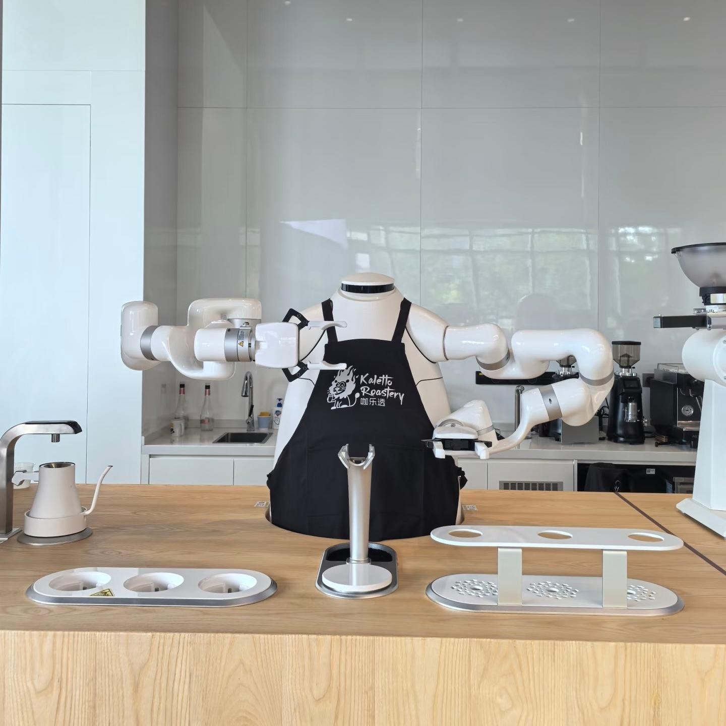 Shanghai: Futuristic AI & Tech Experience Tour