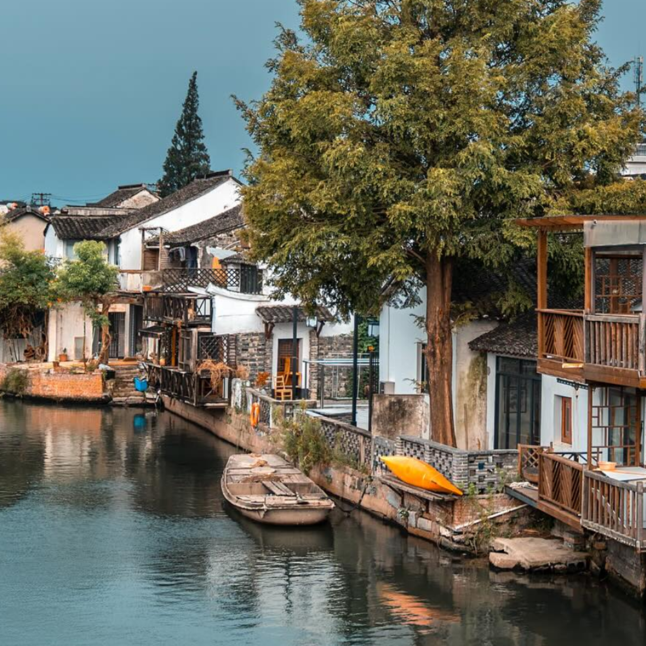 2 Day Private Shanghai Skyline to Watertown & Suzhou Garden