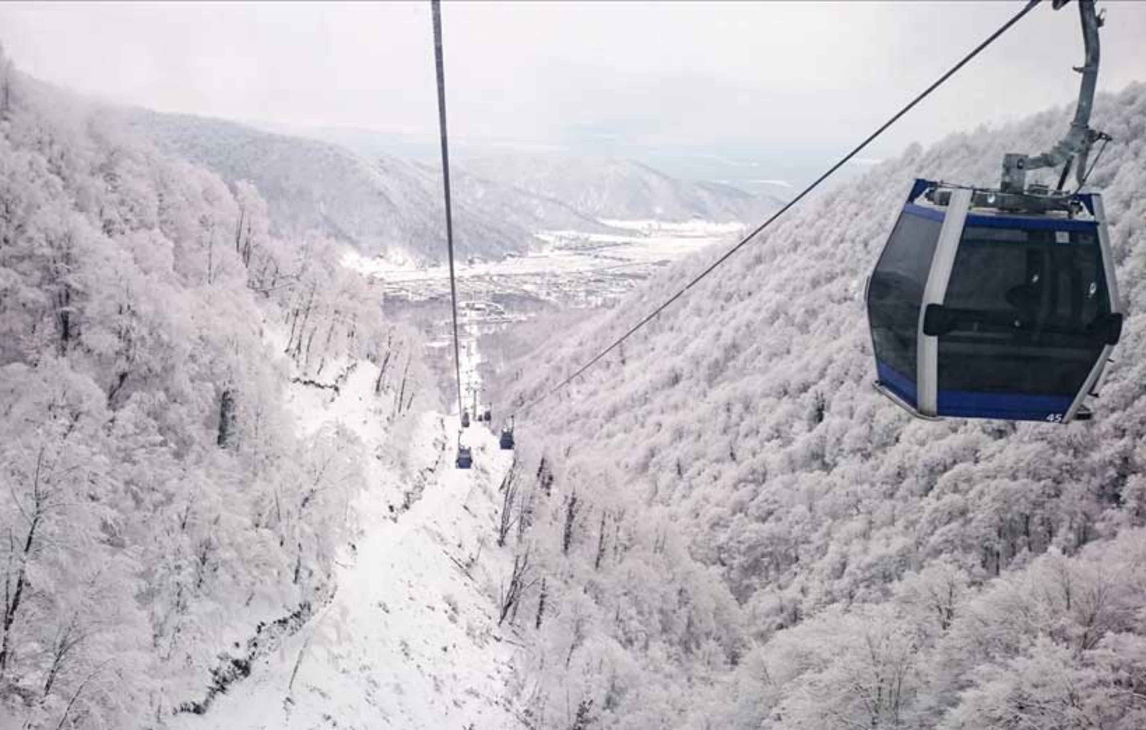 Baku: Candycane Mountains, Guba and Shahdag Tour 2