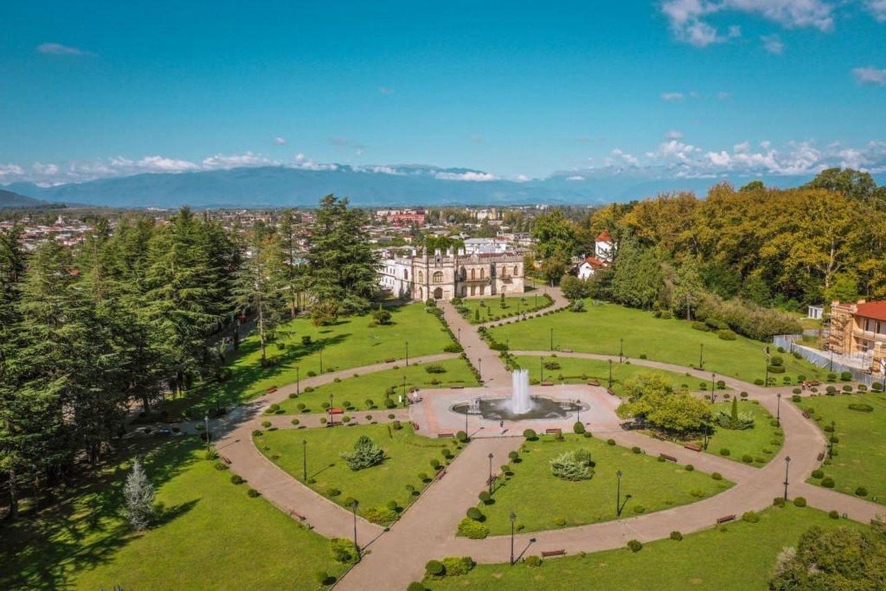From Kutaisi: Samegrelo Royal Palaces & Anaklia Day Trip 3