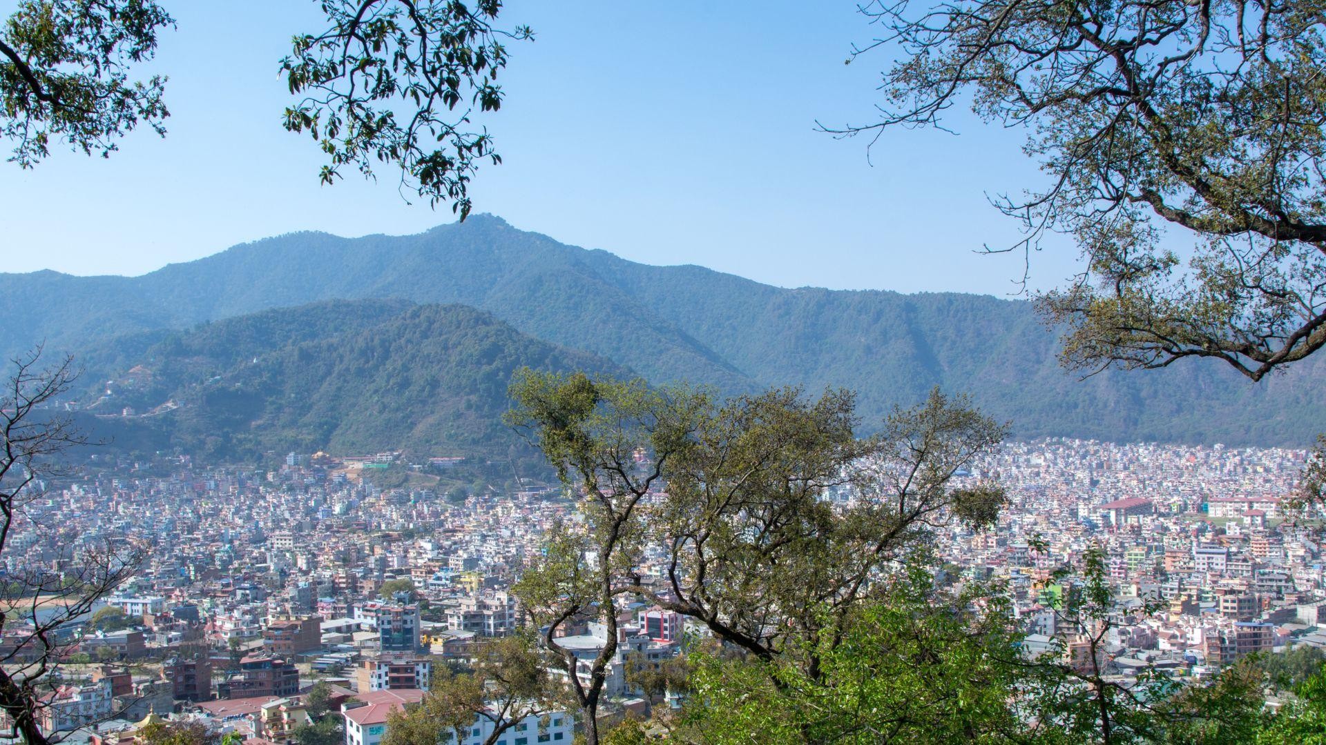 Kathmandu: Monkey Temple Guided Monkey Watching Tour