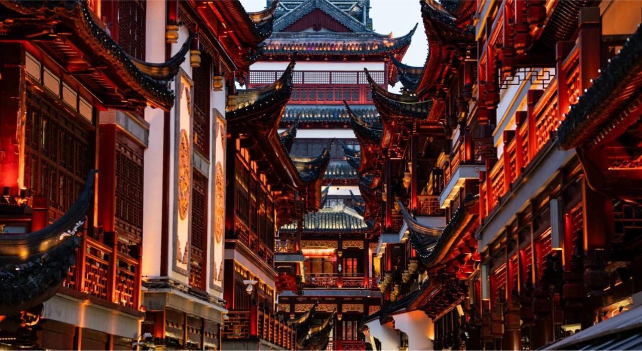 Shanghai Classic Day Tour with Huangpu River Night Tour