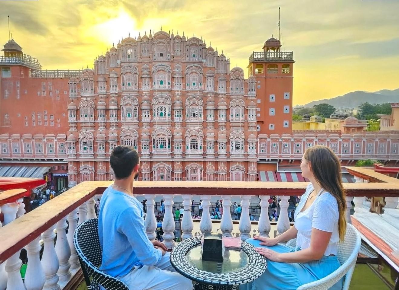 Jaipur: Private City Tour With Car, Guide Tickets & Lunch