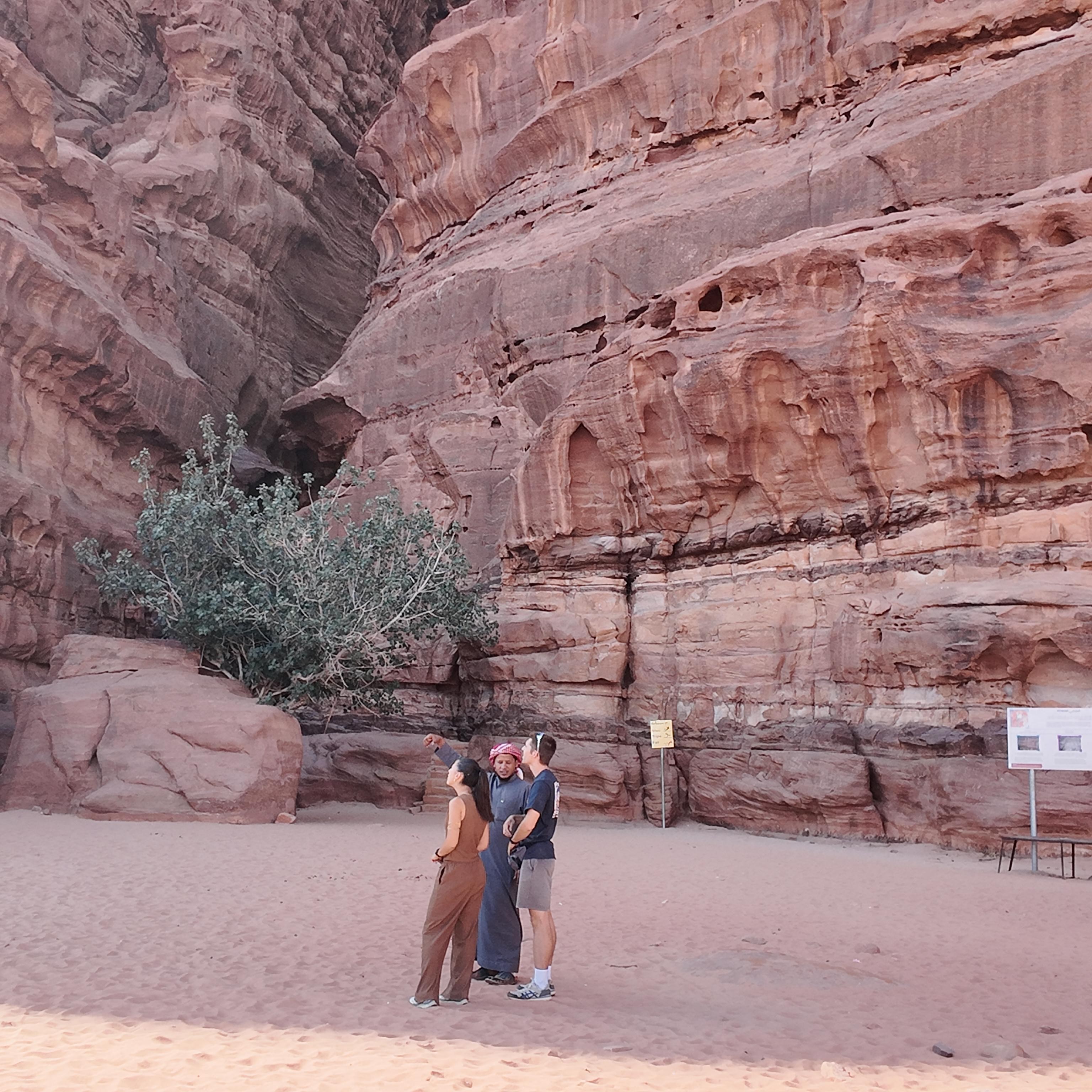Wadi Rum: Half-Day Jeep Tour with Sandboarding & Bedouin tea 2