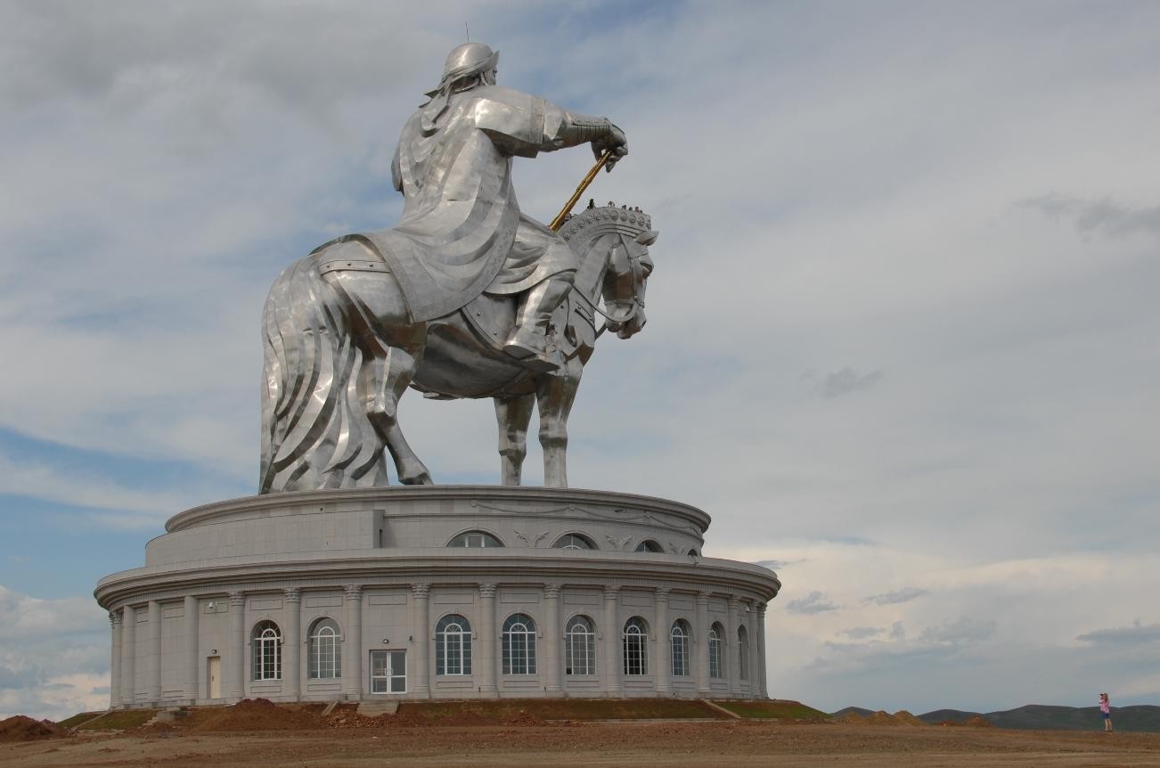 Ulaanbaatar: Chinggis Khaan Statue & Terelj Park Day Tour 3