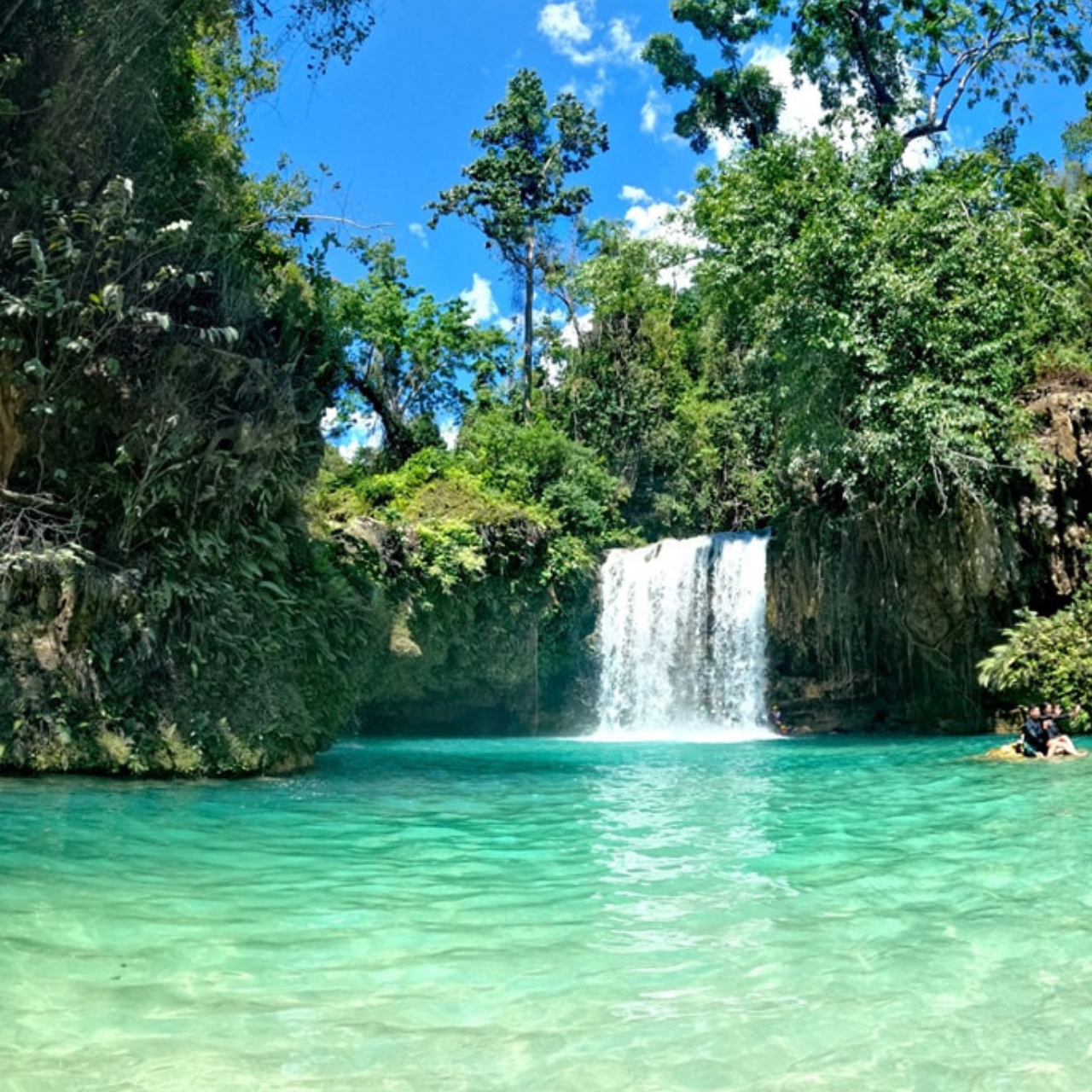 Cebu: Moalboal - Kawasan Day Tour with Badian Canyoneering