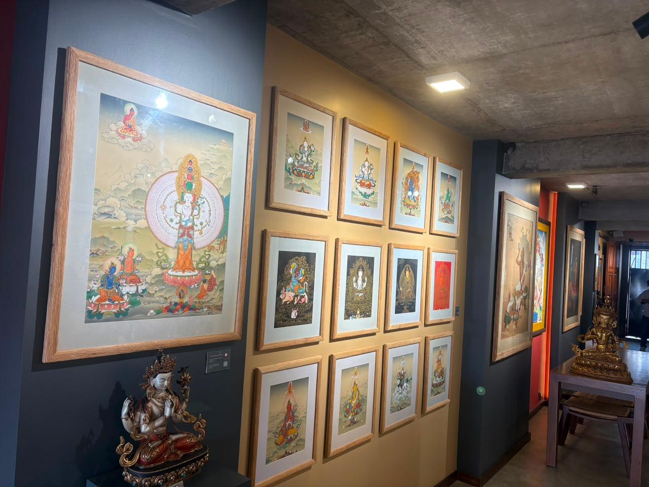 Kathmandu: Boudhanath, Pashupati, Art Gallery & Aarati Tour 3