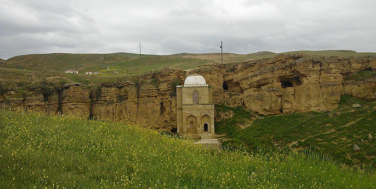 From Baku: Shamakhi City Tour, Alpaca Farm & Meysari Winery