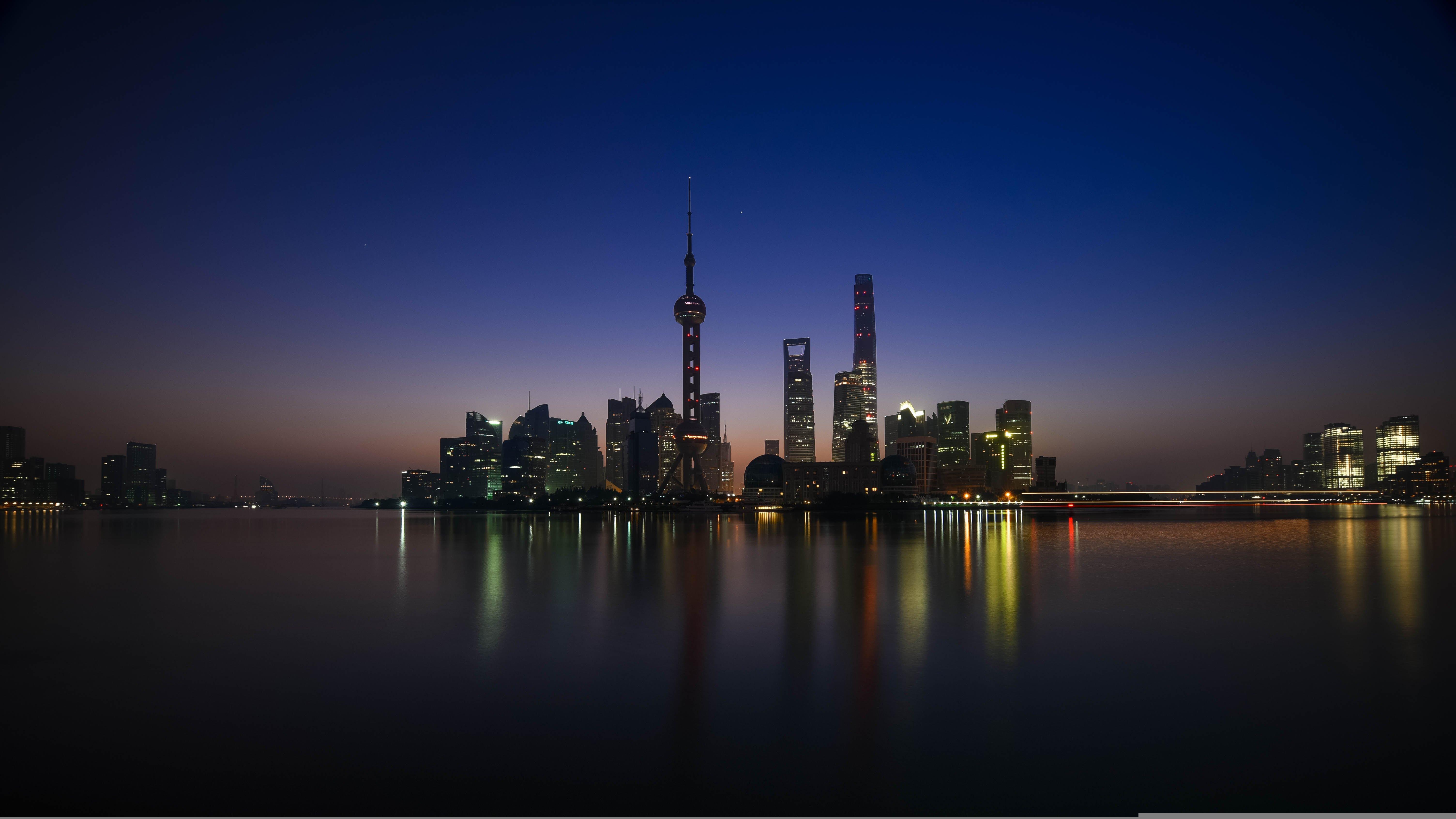 Shanghai Luxury Yacht Party with Karaoke