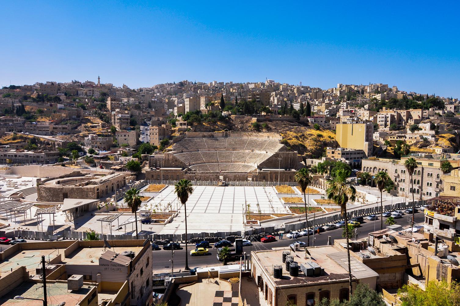Amman: Walking Tour with Food Tastings and Citadel Visit