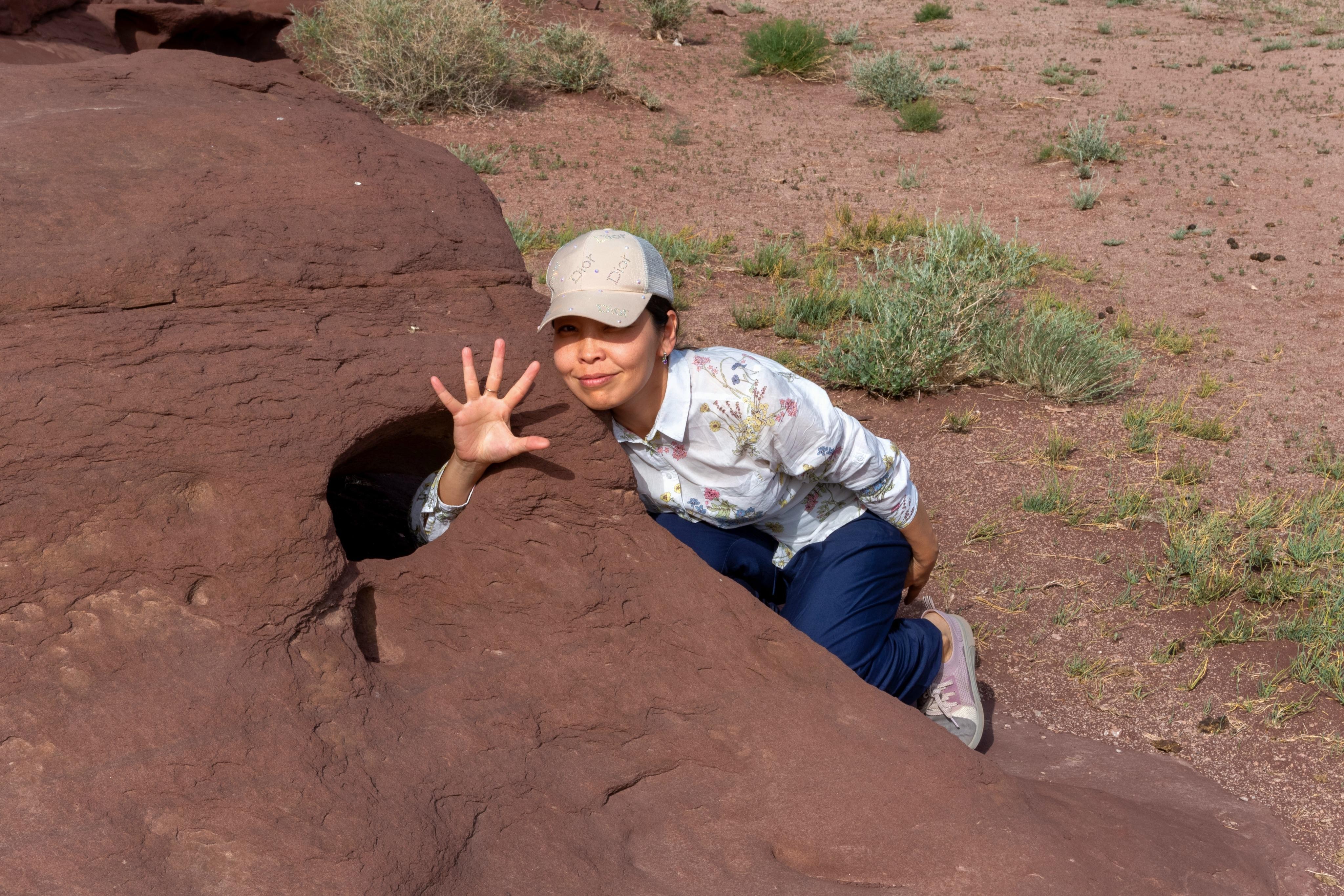 From Almaty: 4-Day Tour of Altyn-Emel, Charyn Canyon & Lakes 2