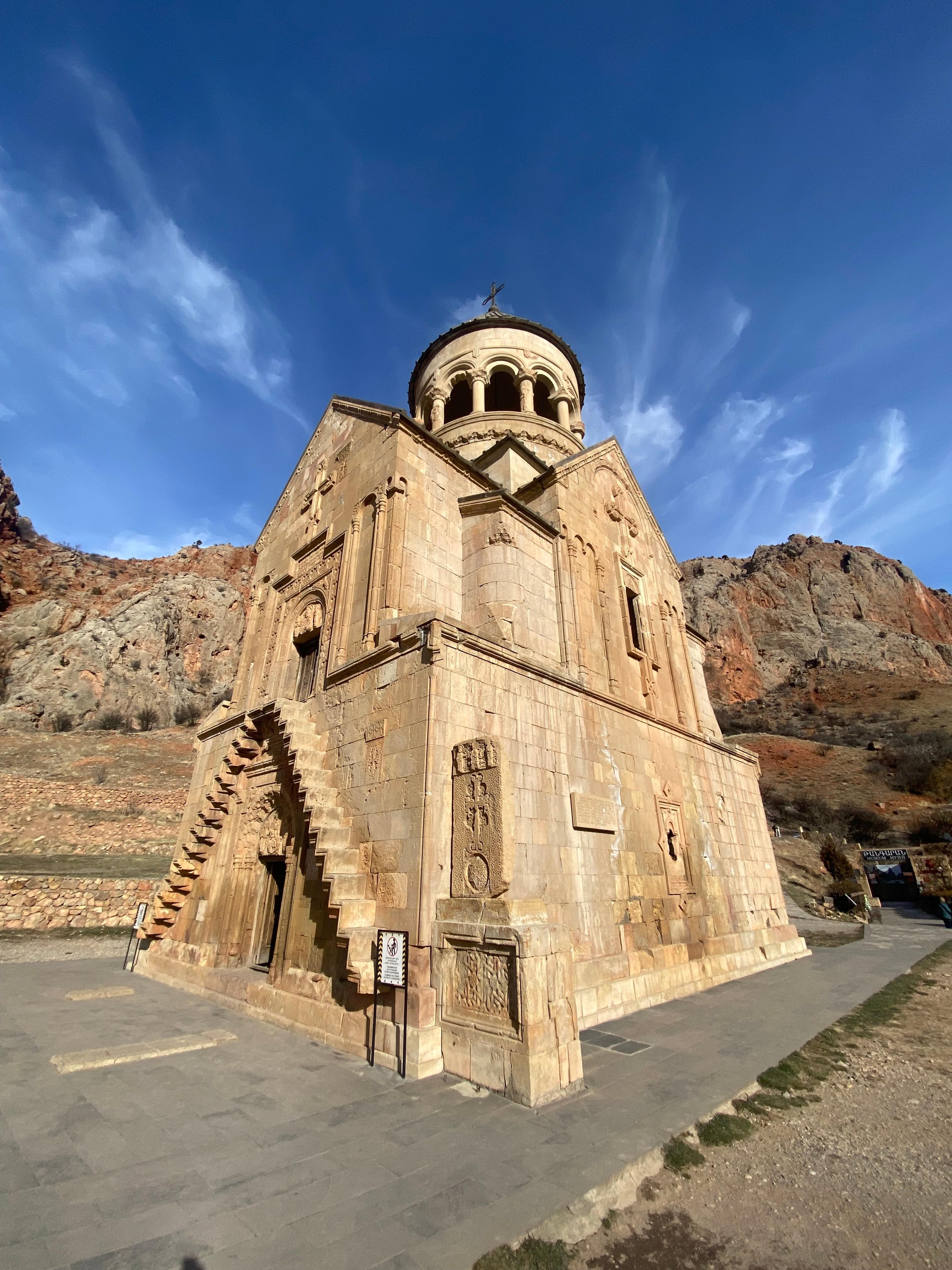 Yerevan: Silk Road Jeep Tour with Lake Sevan & Noravank