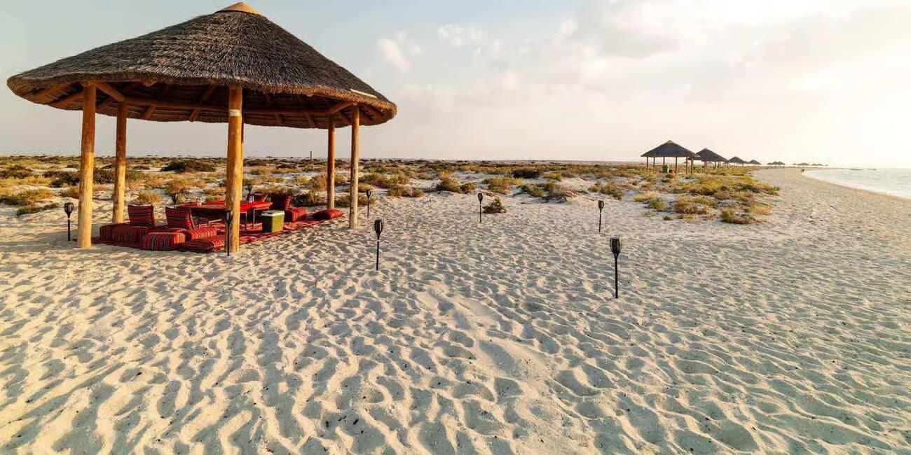 Doha: Al Safliya Island Cruise with Lunch and Swim