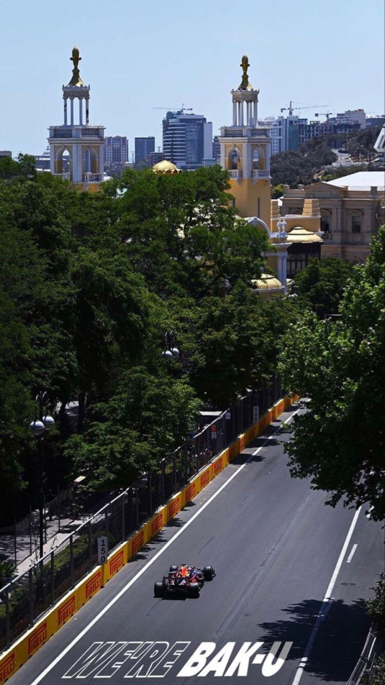 Baku: F1 Circuit Walking Tour with Local Guide 3