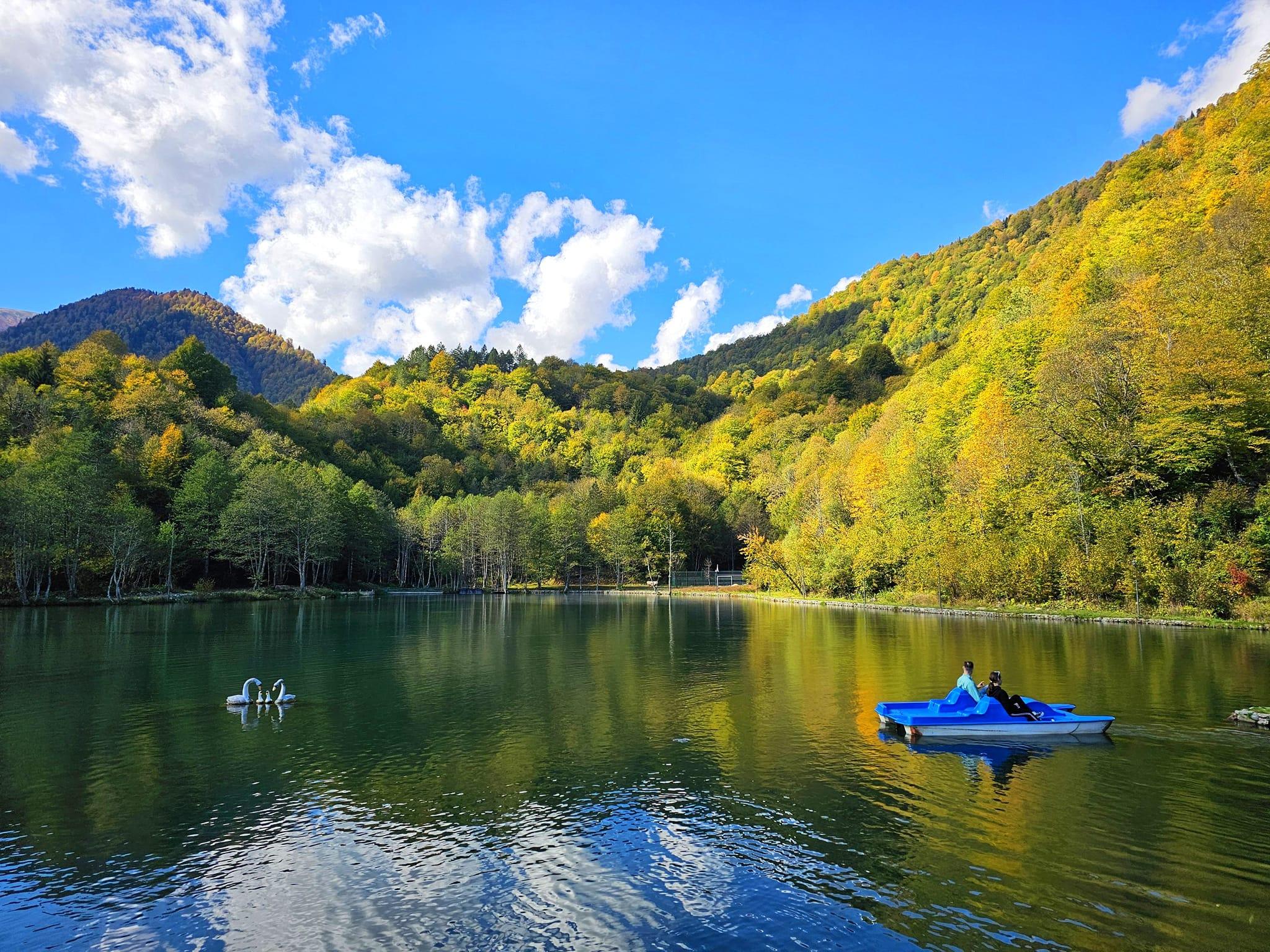 Kutaisi: Tetra Cave, Waterfalls & Mountain Lakes Adventure 3