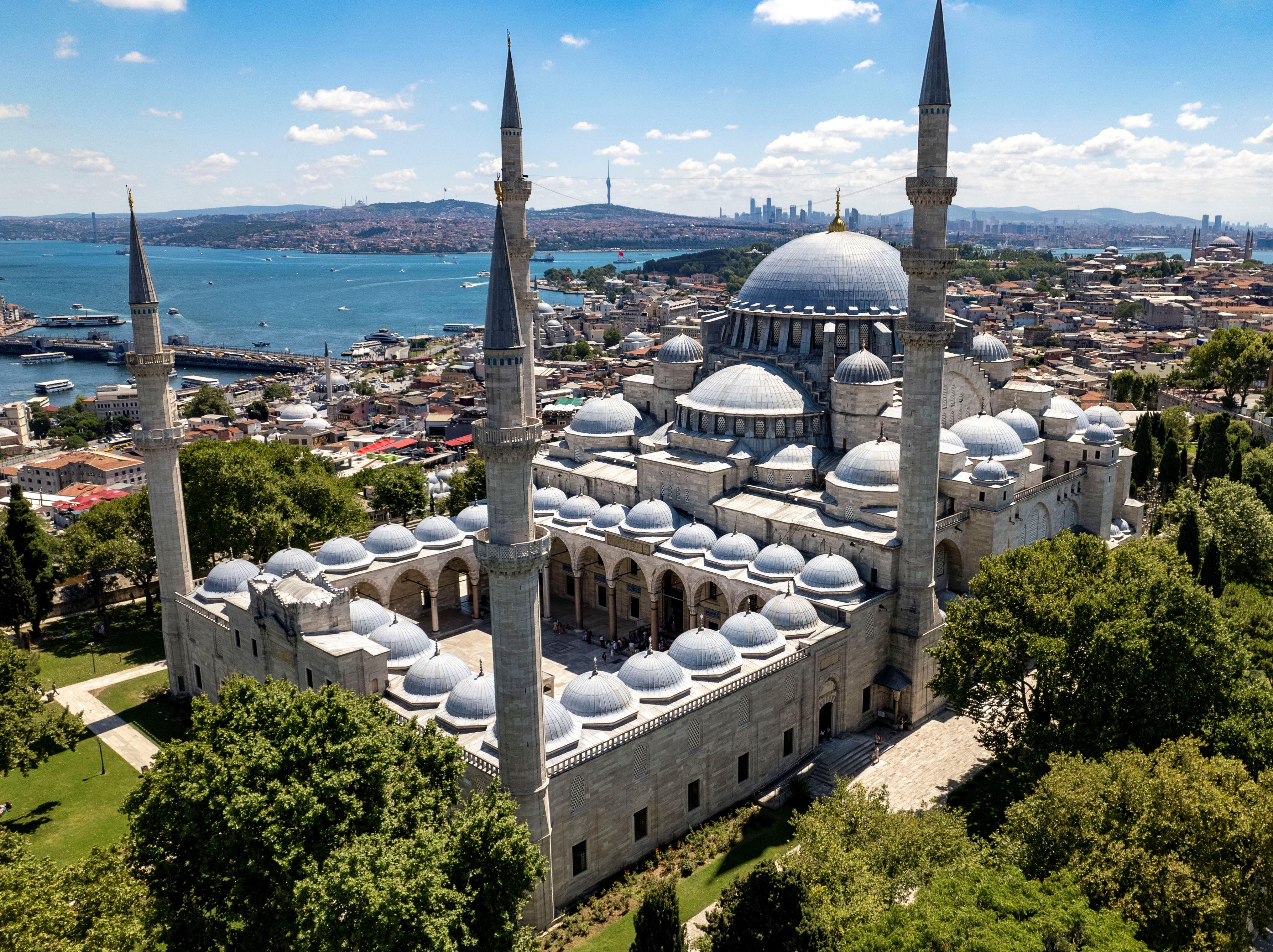Magnificent Mosques of Istanbul 2