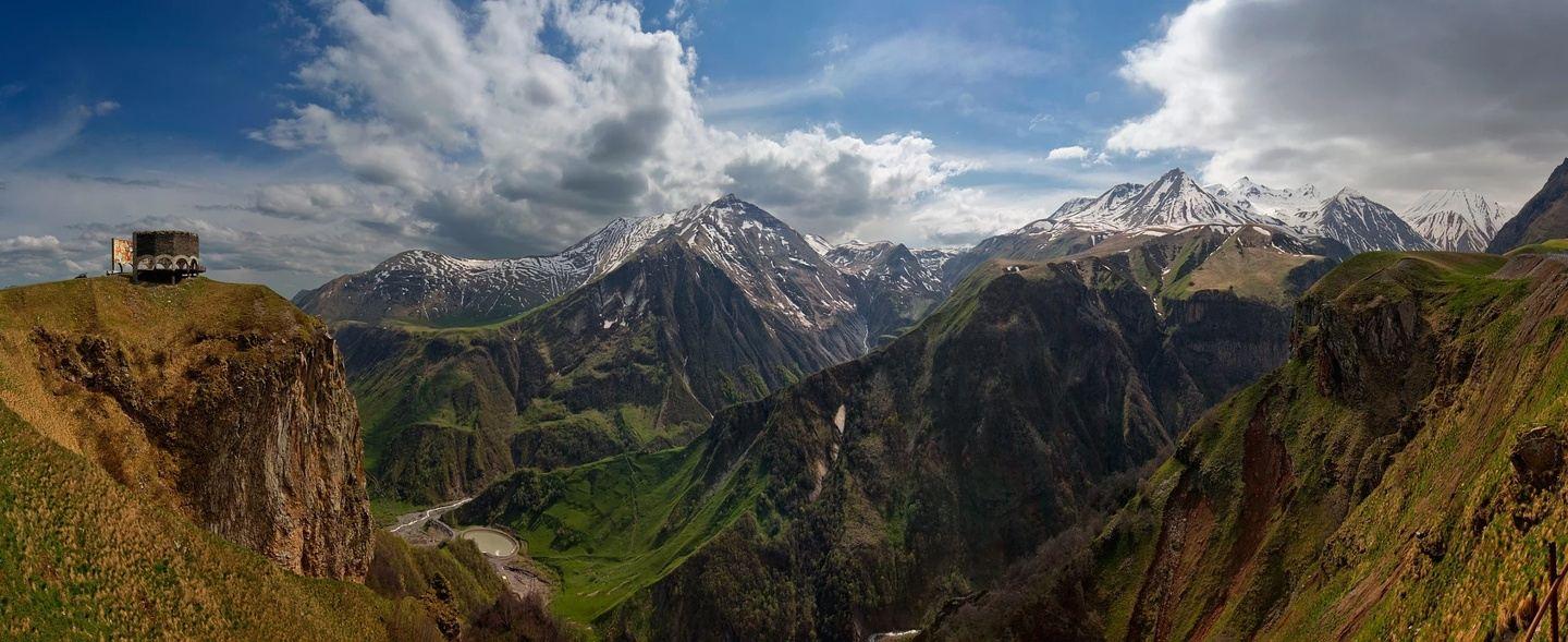Private Kazbegi Tour With English Speaking Driver-Guide