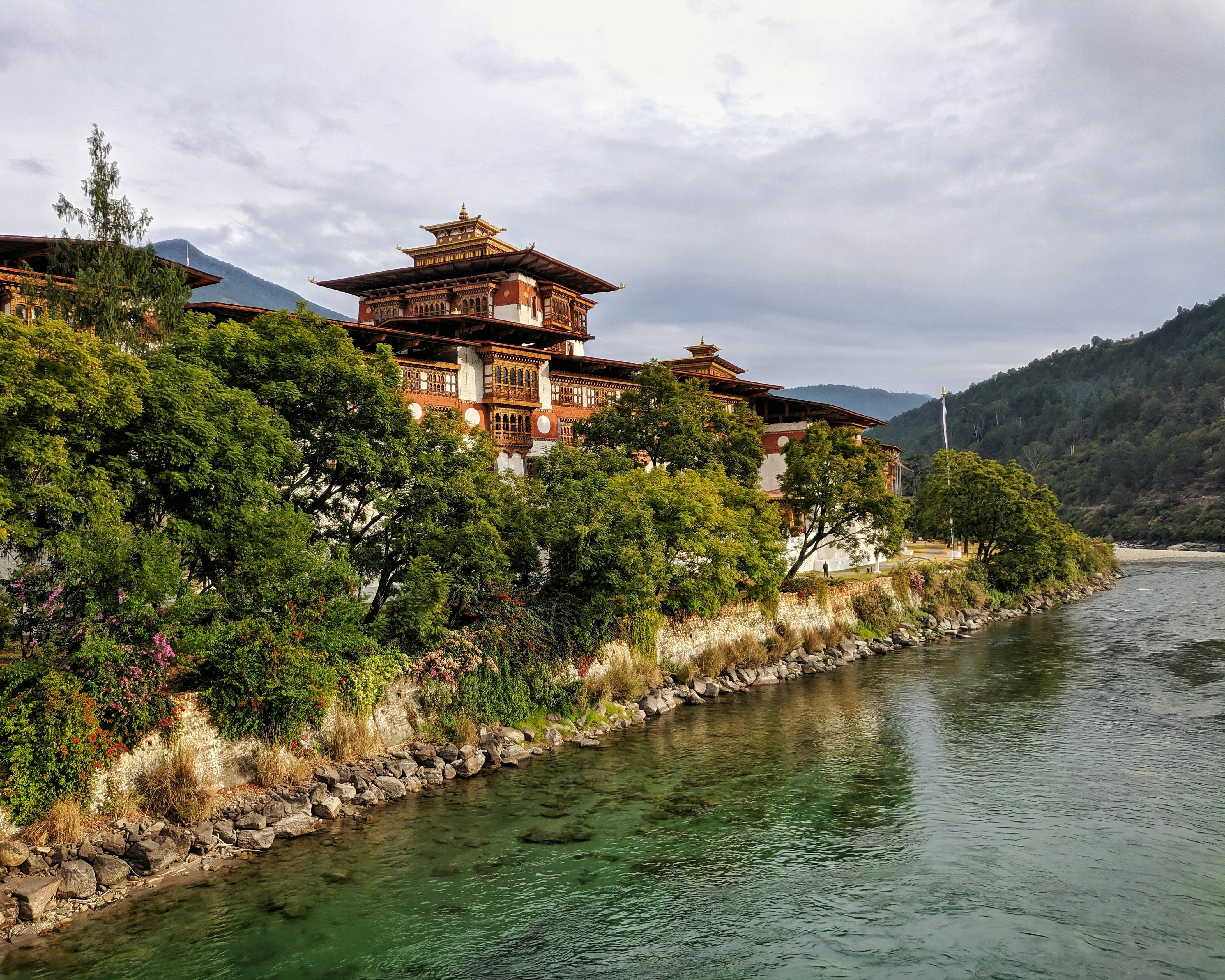 Bhutan: 7-Day Tour with Tiger’s Nest & Meals all inclusive