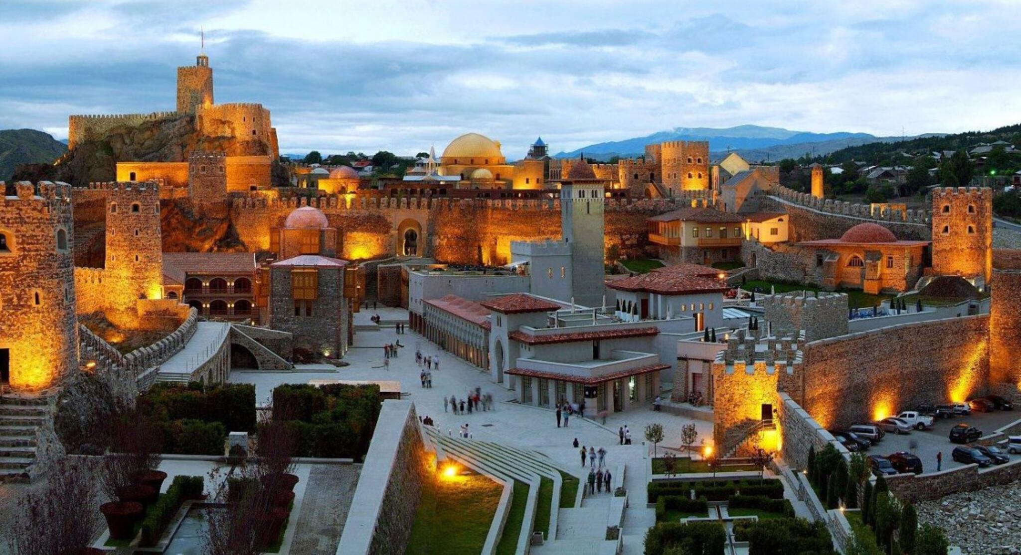Tbilisi: Borjomi, Rabati & Vardzia Adventure Guided Tour 2