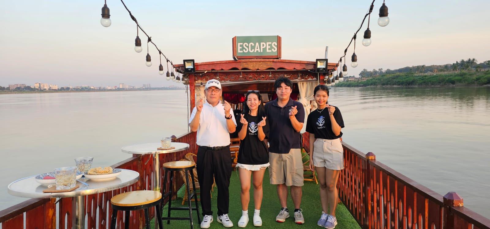 Vientiane: Mekong Golden Hour Cruise with Drinks & Snacks 3
