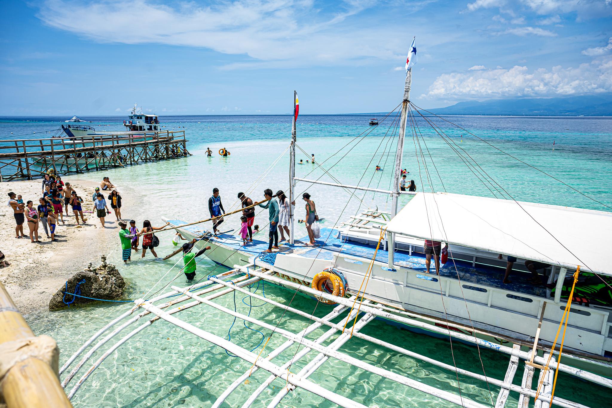 Oslob Whale Shark & Tumalog Waterfalls & Sumilon Sandbar 3