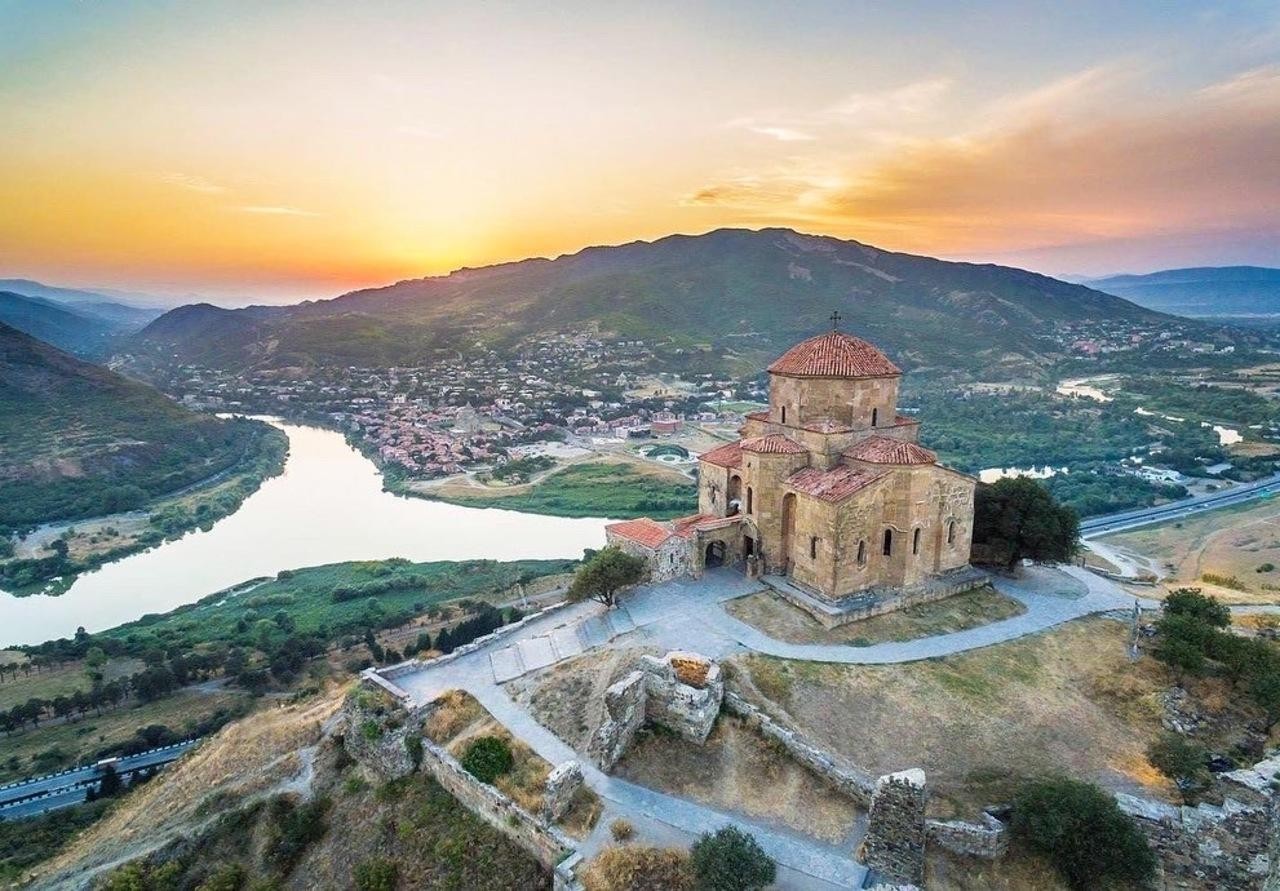 From Tbilisi: Mtskheta UNESCO & Ancient Capital Tour