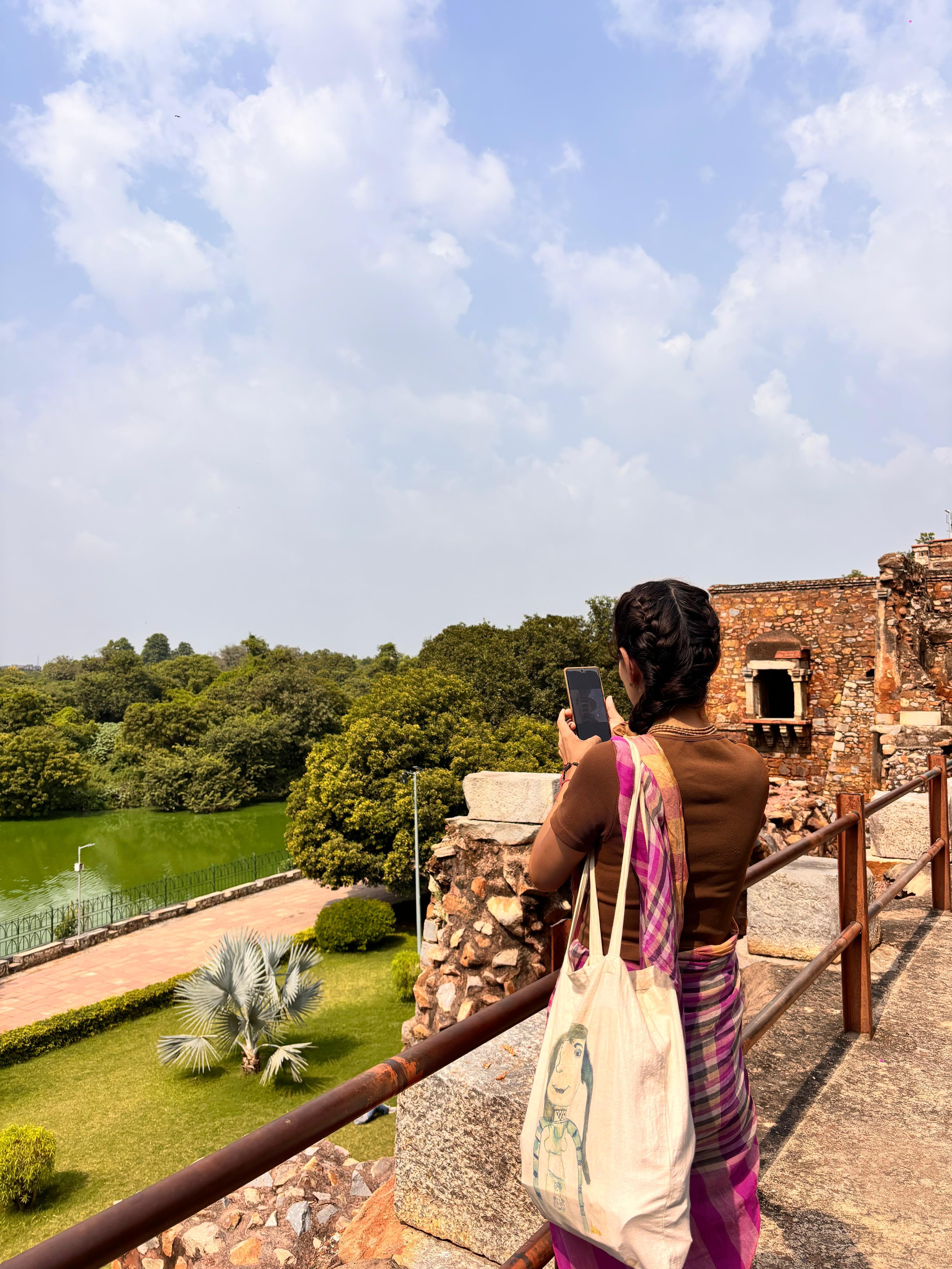 Delhi: Deer Park and Hauz Khas Village Walking Tour 3