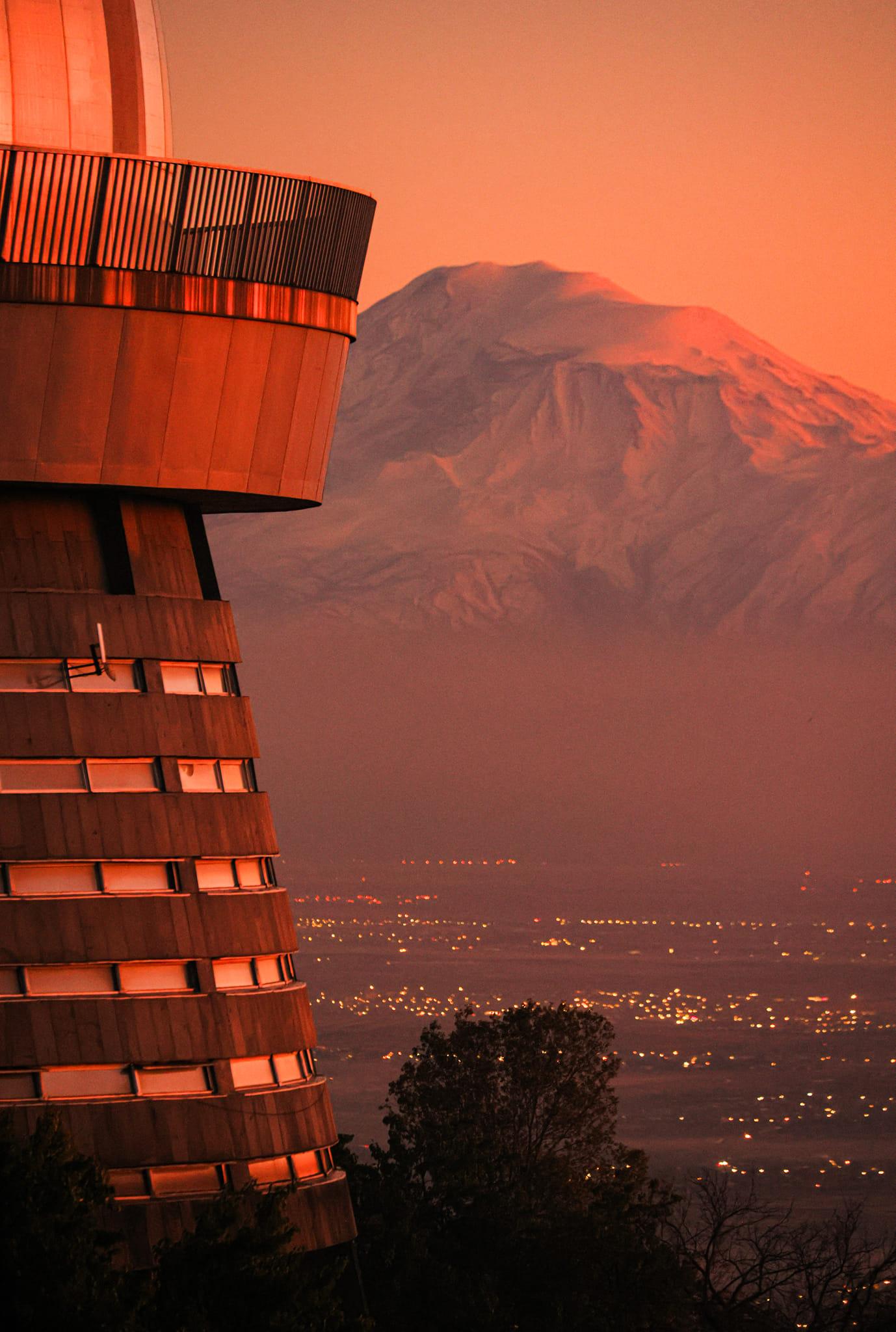 Yerevan: Byurakan Observatory Stargazing Night Private Tour 3