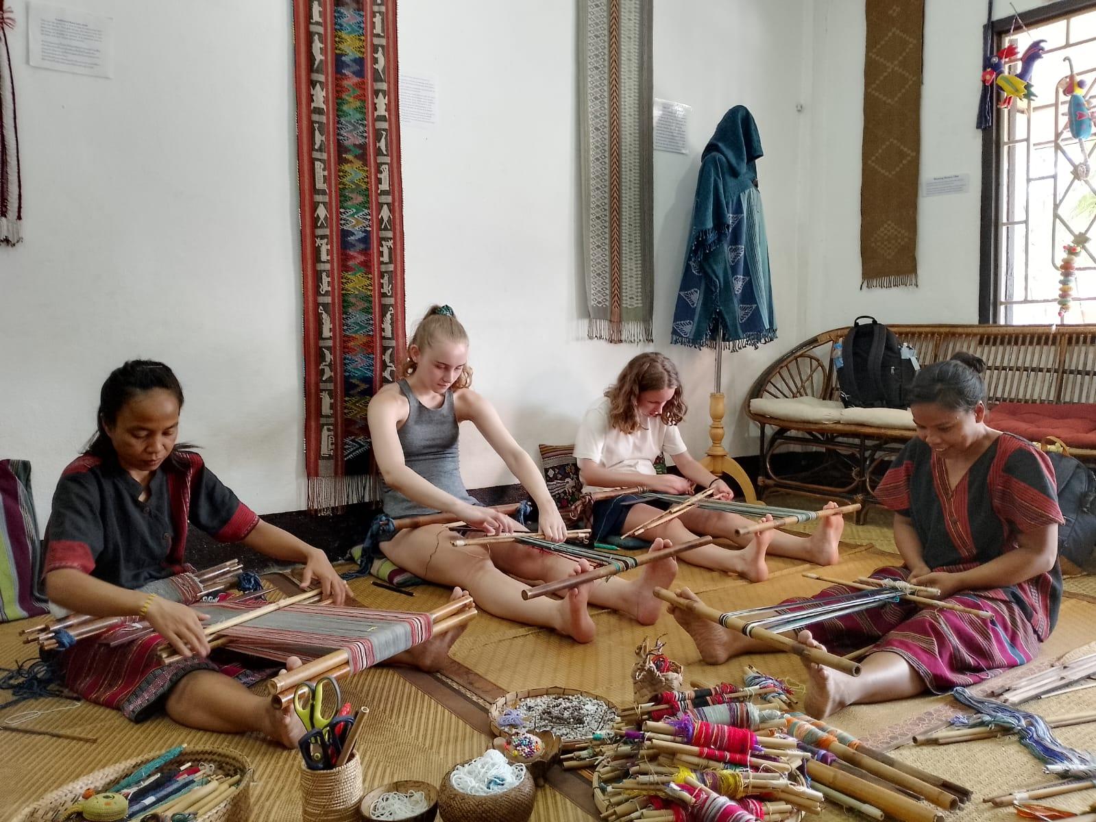 Luang Prabang: Katu Weaving Workshop - 3 hours