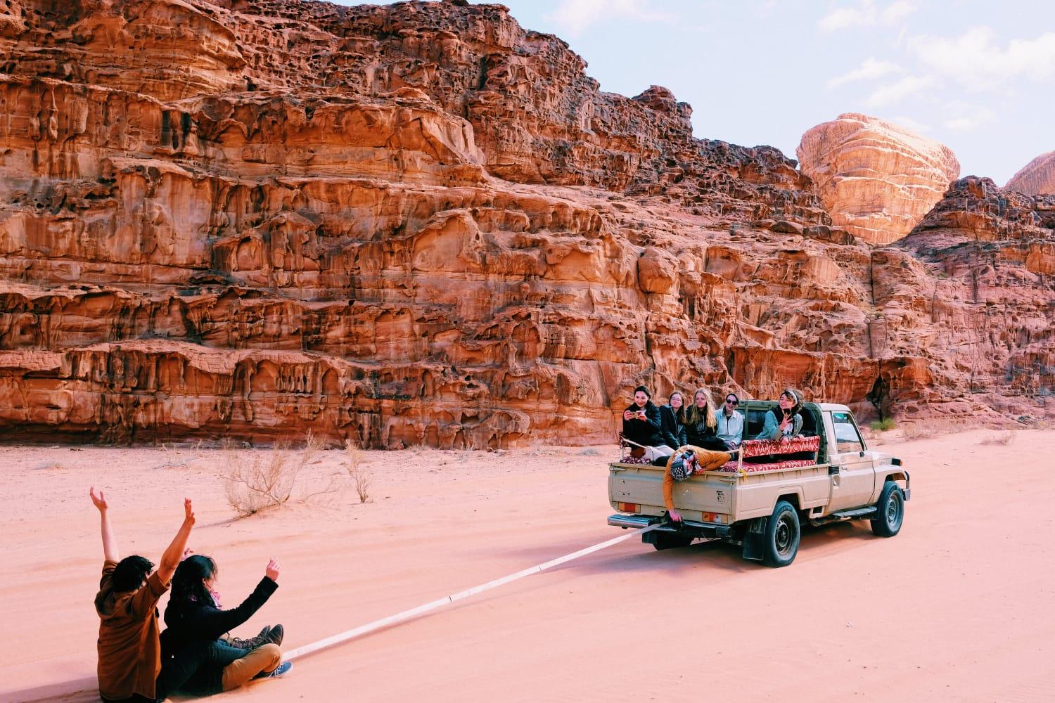 Wadi Rum: Full day Jeep tour 2