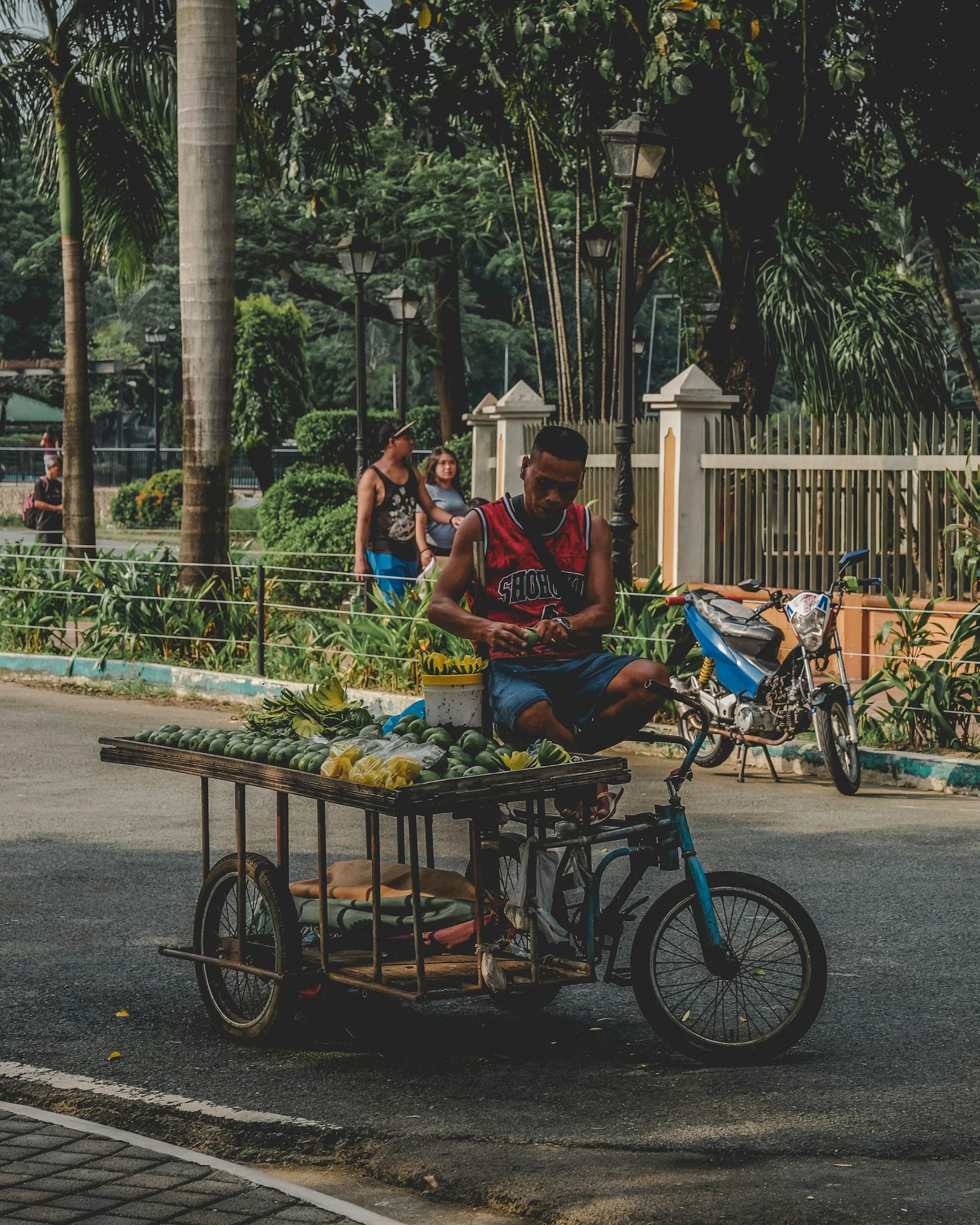 Manila : Best Street Food Tour With A Local Guide 2